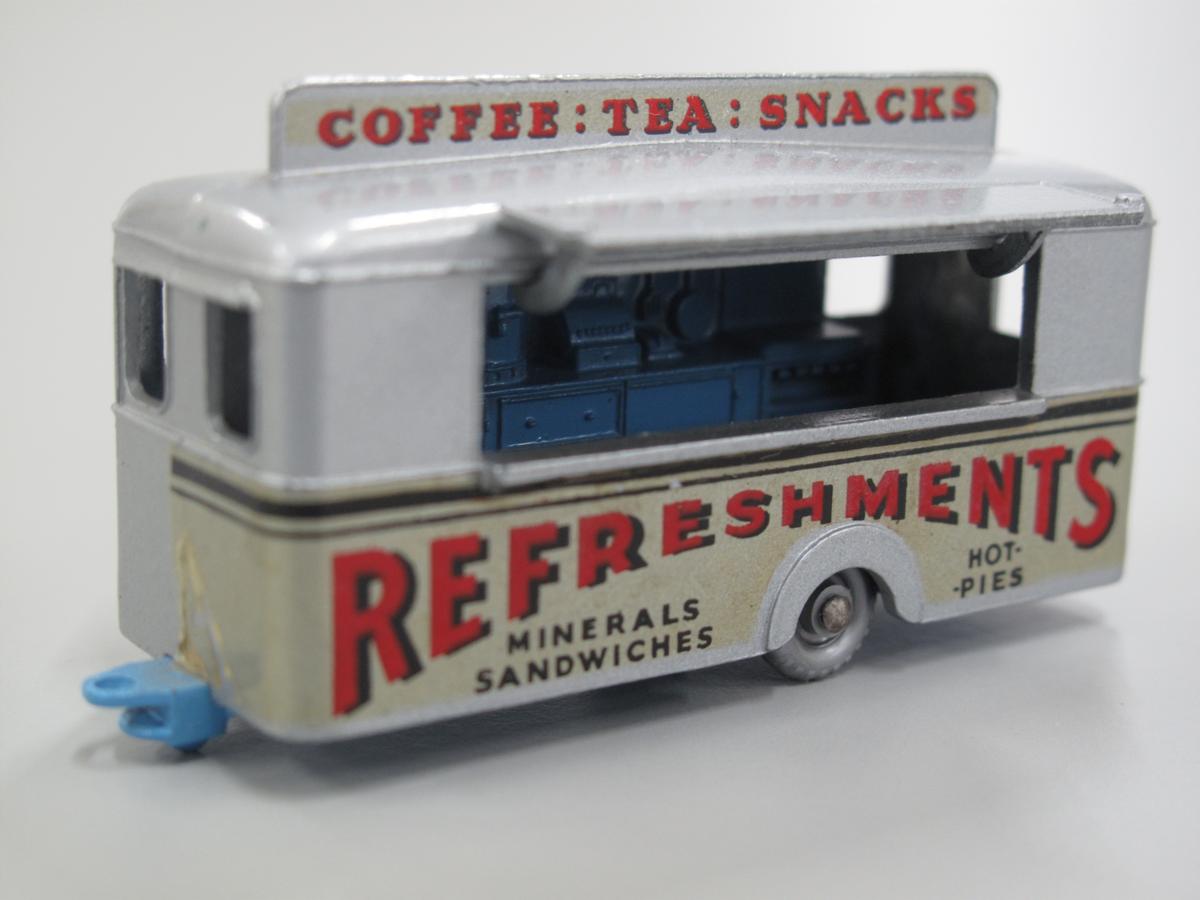 MATCHBOX N°74 MOBILE CANTEEN 1959 Matchbox 1-75, Nr.74, Mobile Canteen, 1959, silver (Made in