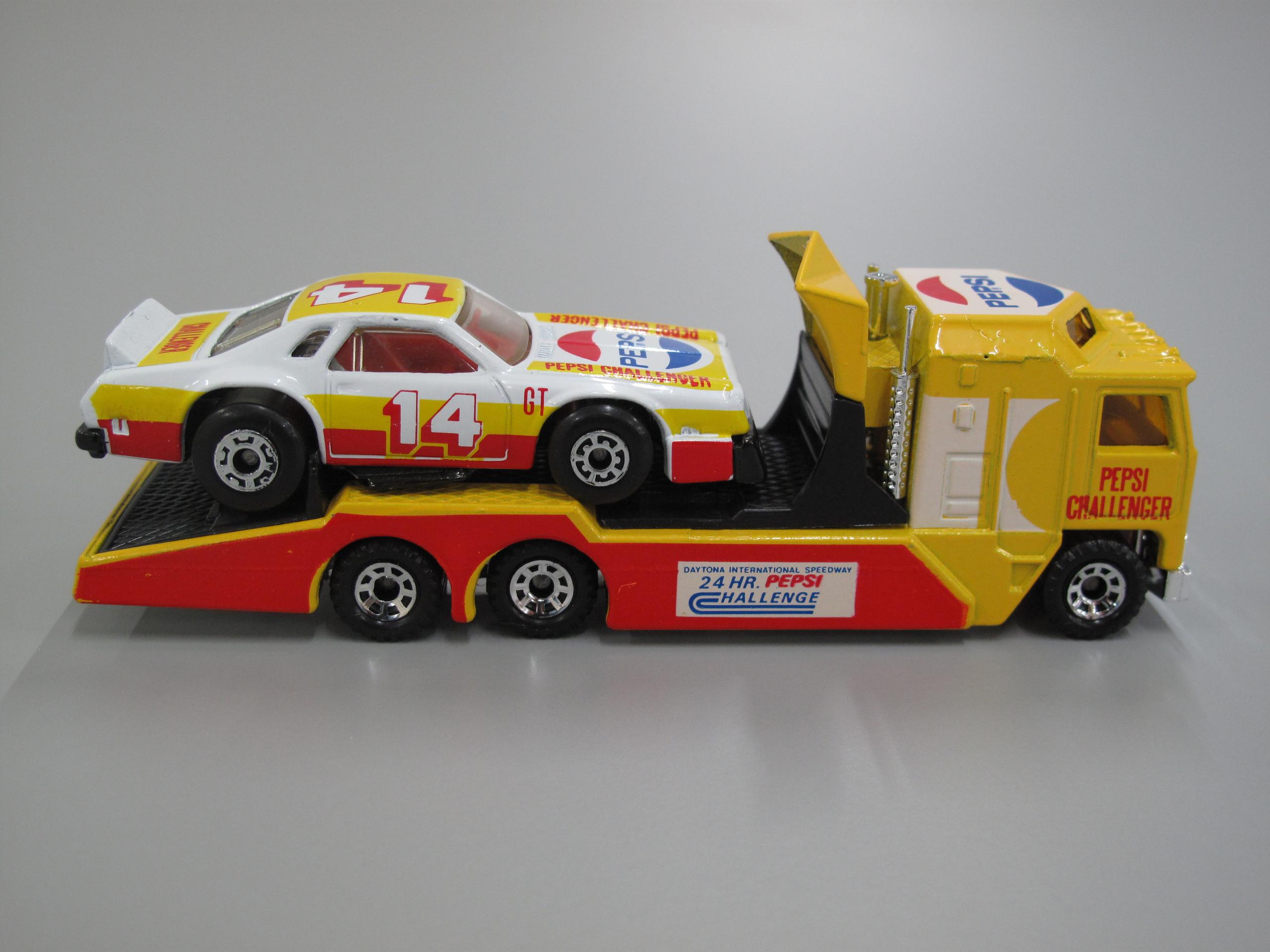 Powerhouse Collection - Matchbox toy Kenworth Cabover Racing