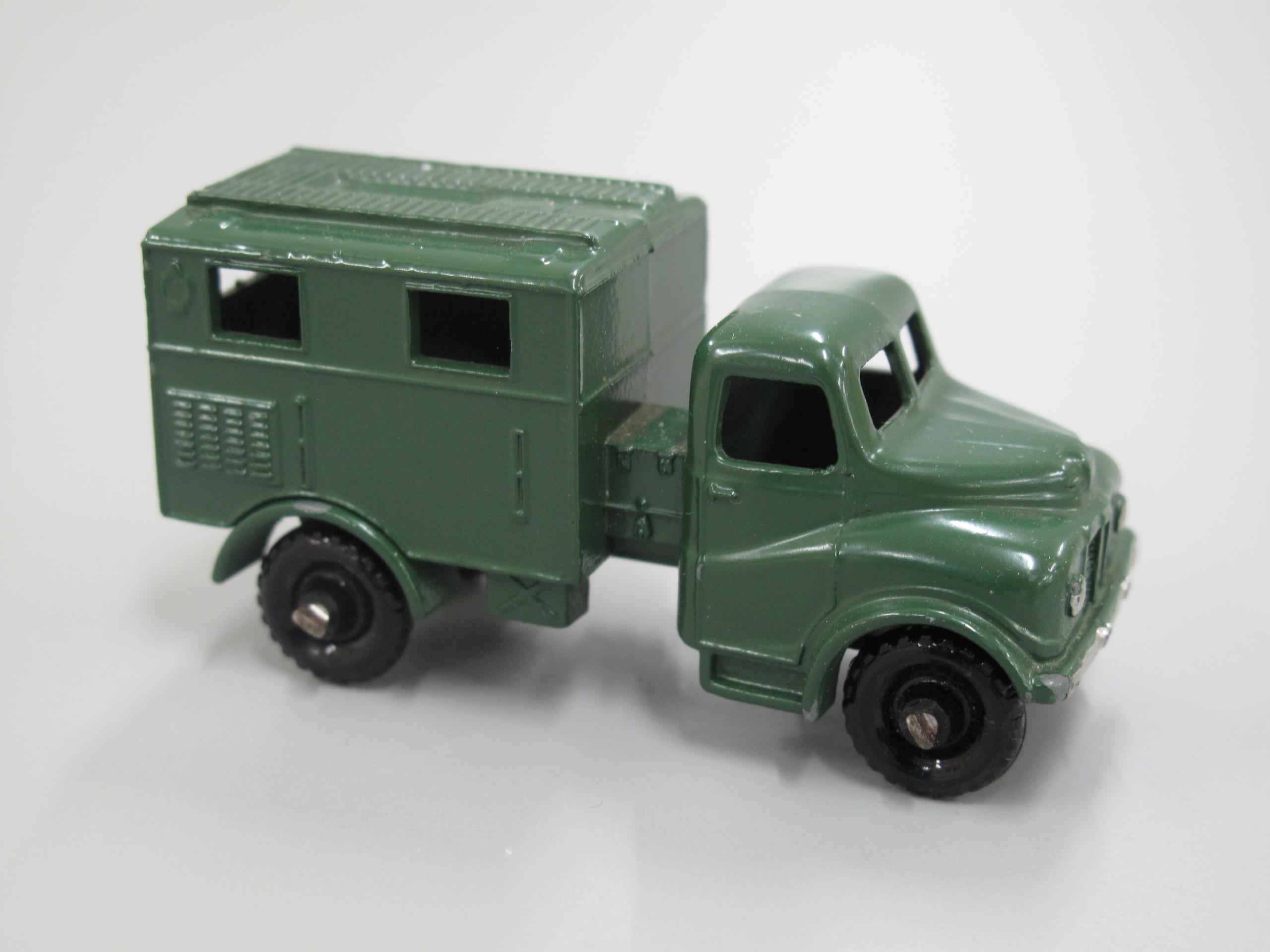 Powerhouse Collection - Toy Matchbox No 68 Austin Mk2 radio