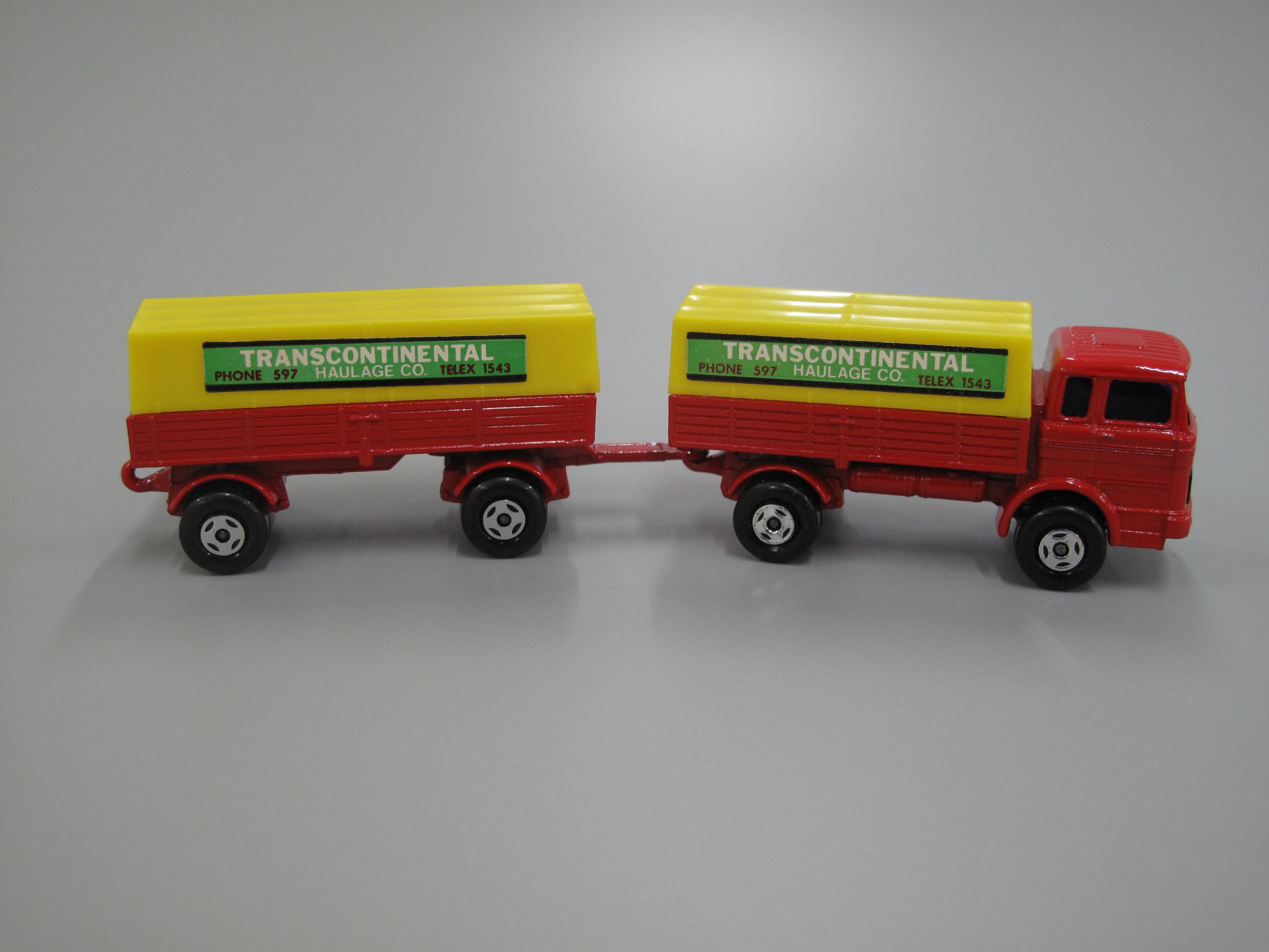 Toy Matchbox TP-1 Mercedes trailer