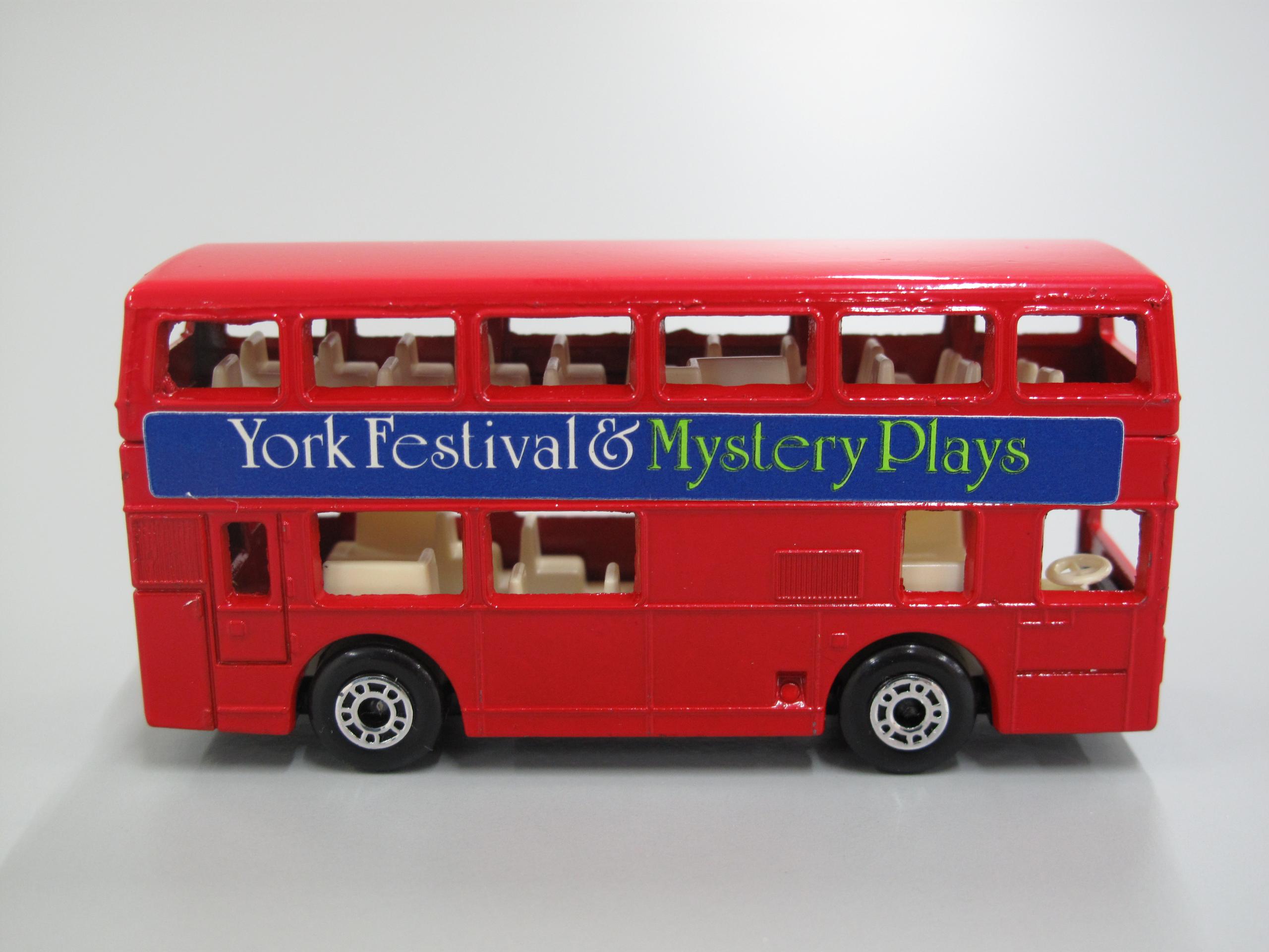Powerhouse Collection - Matchbox Leyland Titan toy bus