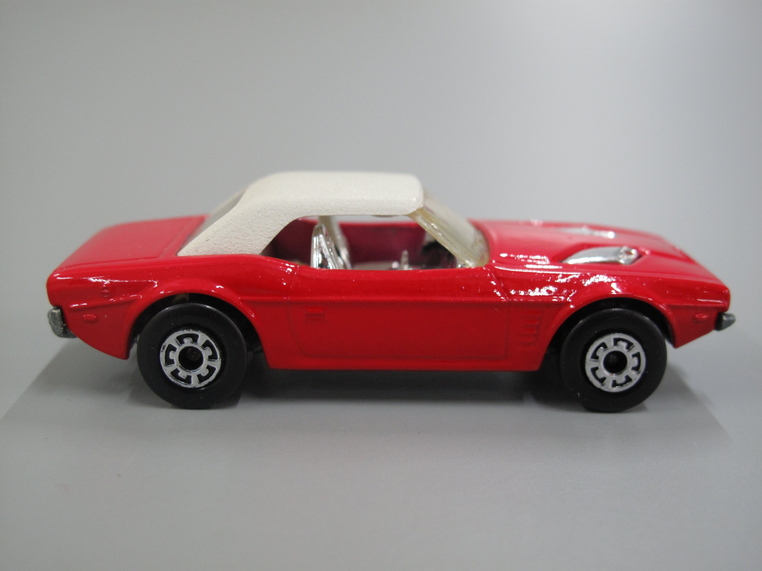 Dodge challenger cheap matchbox car