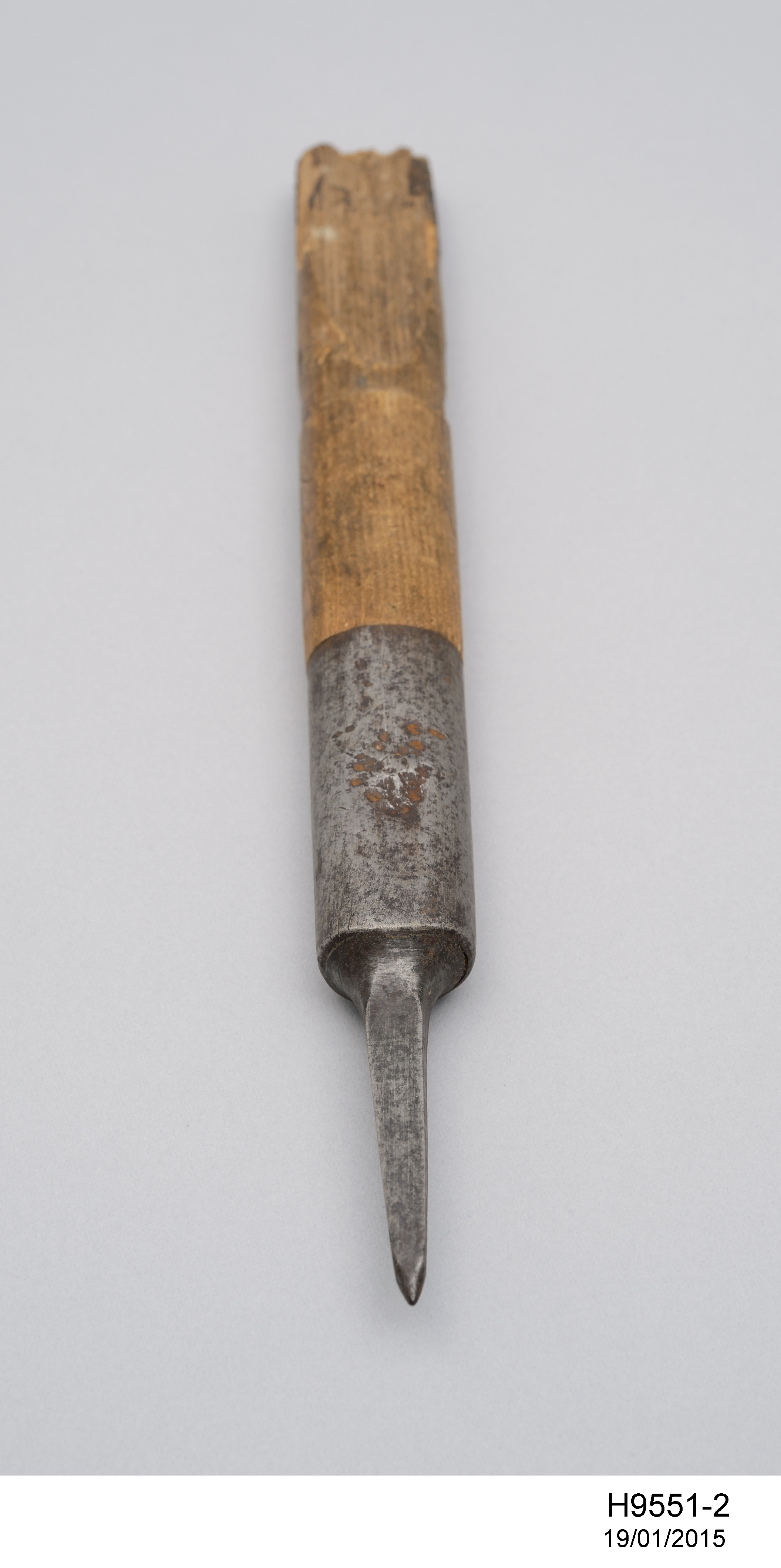 Ice axe used during Sir Dougas Mawson's Australasian Antartic Expedition