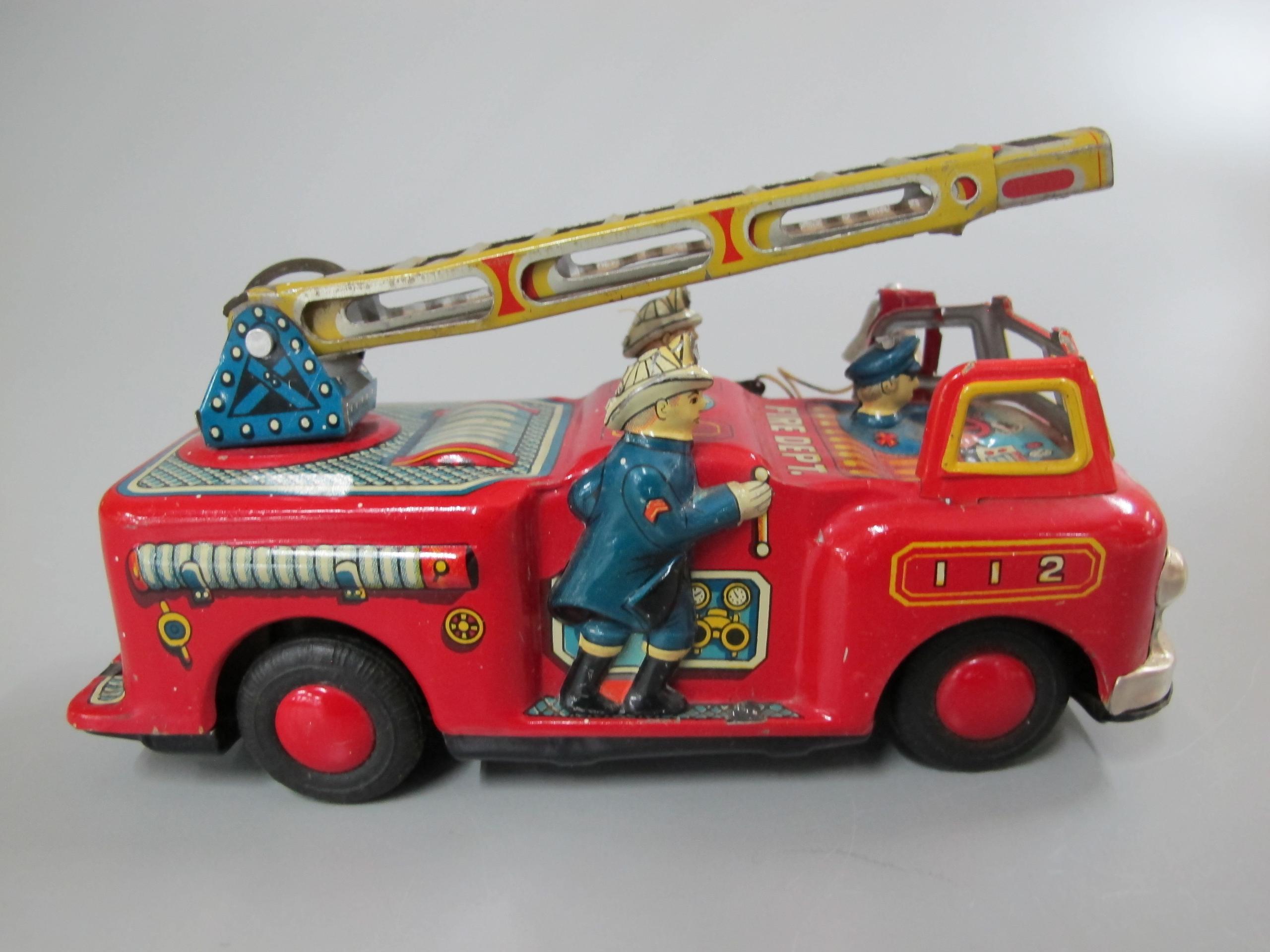 数量は多い Collection Powerhouse - engine fire toy tin Nomura 自動車