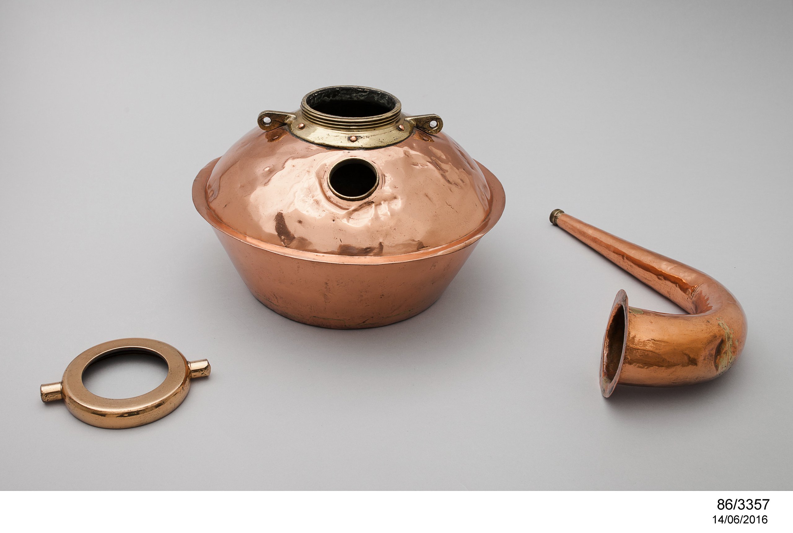 Copper retort used by Tooth & Co Limited