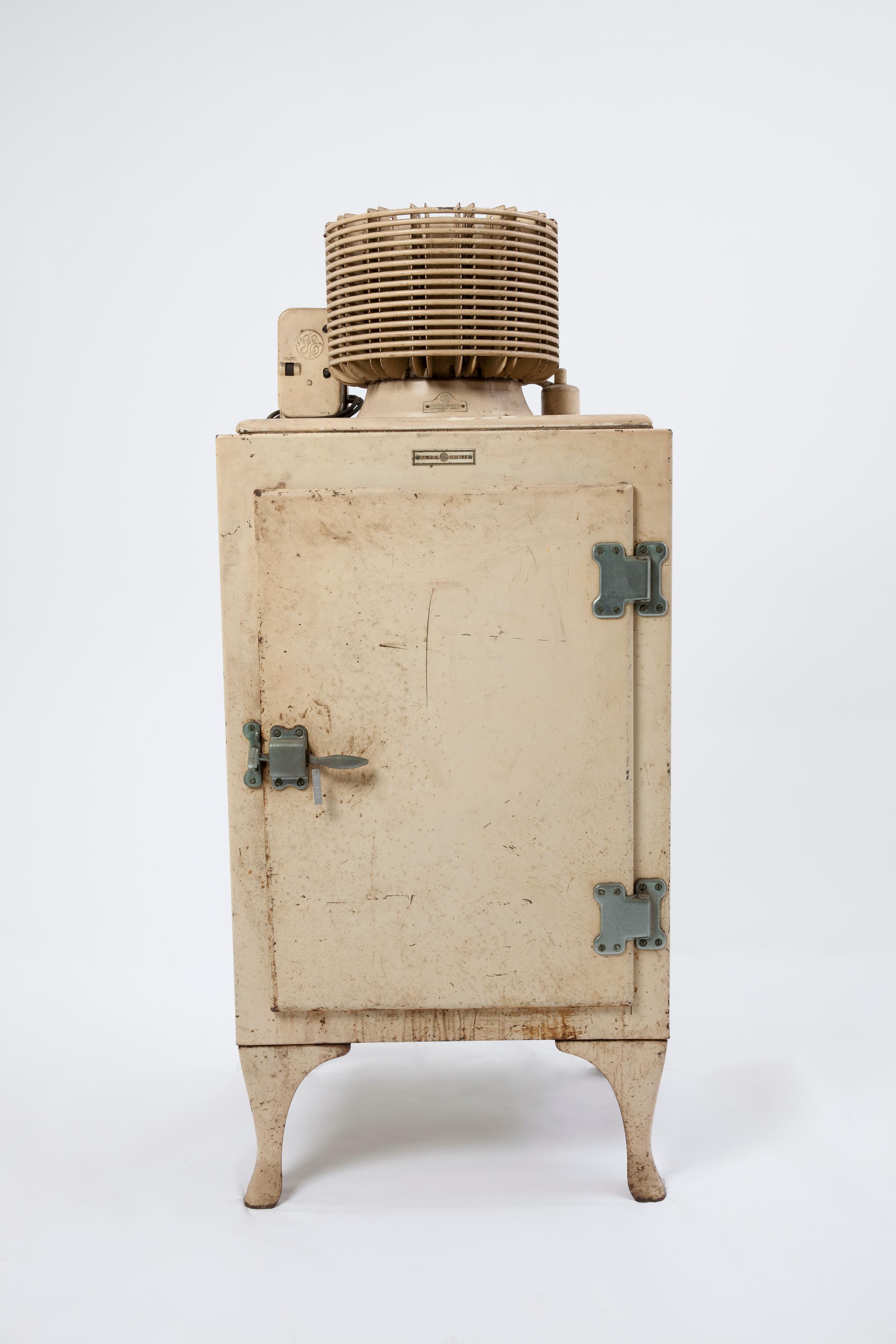 Ge monitor top refrigerator new arrivals