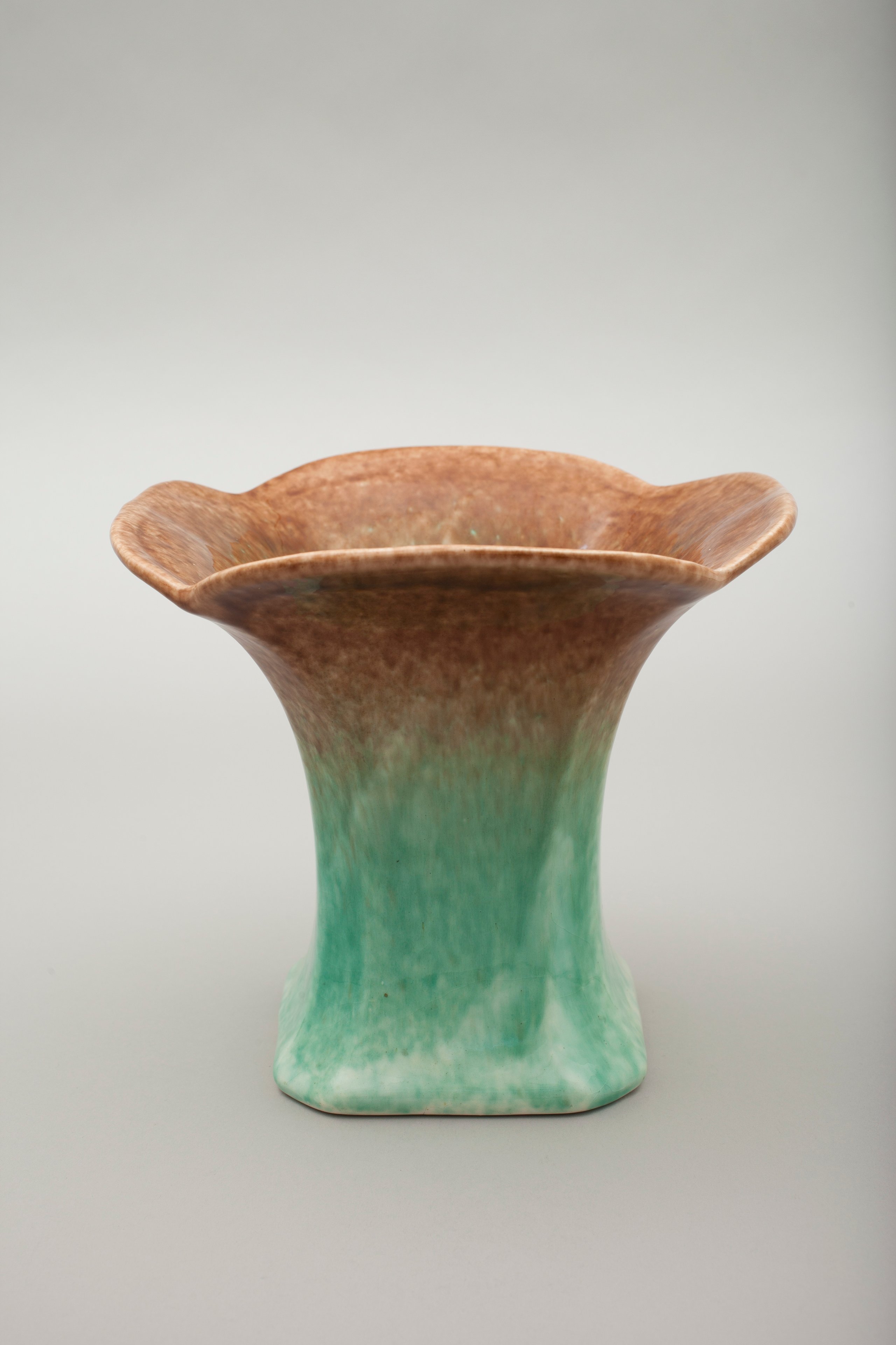 Earthenware vase