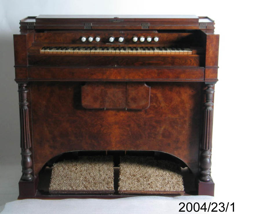 Reed organ made by Alexandre Pere et Fils