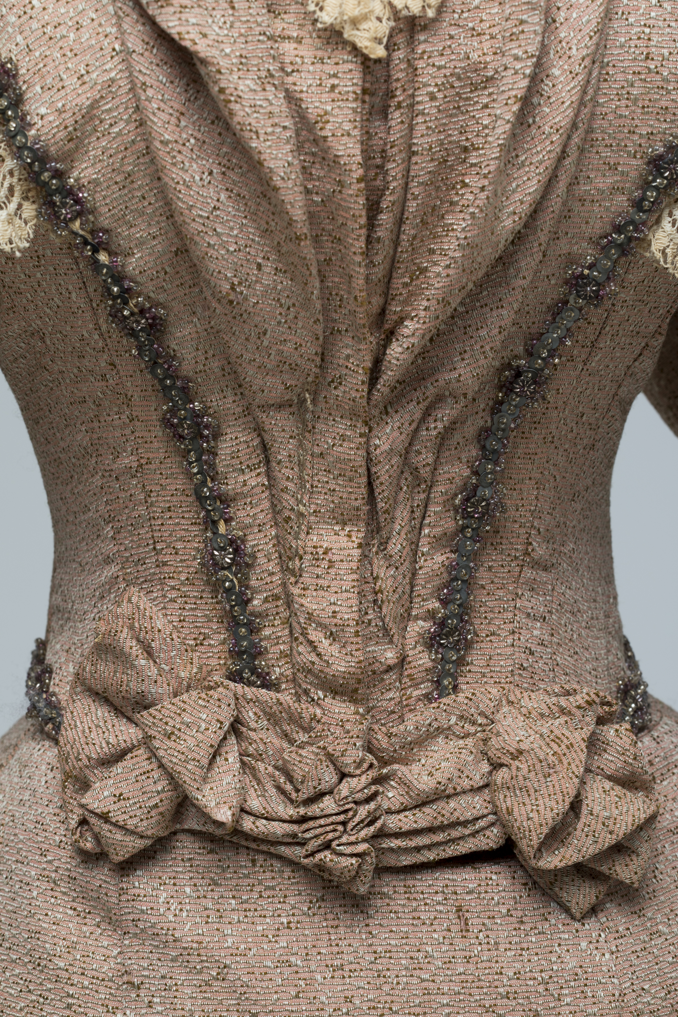 Dress worn by Elizabeth Cabrera (nee Shelley)