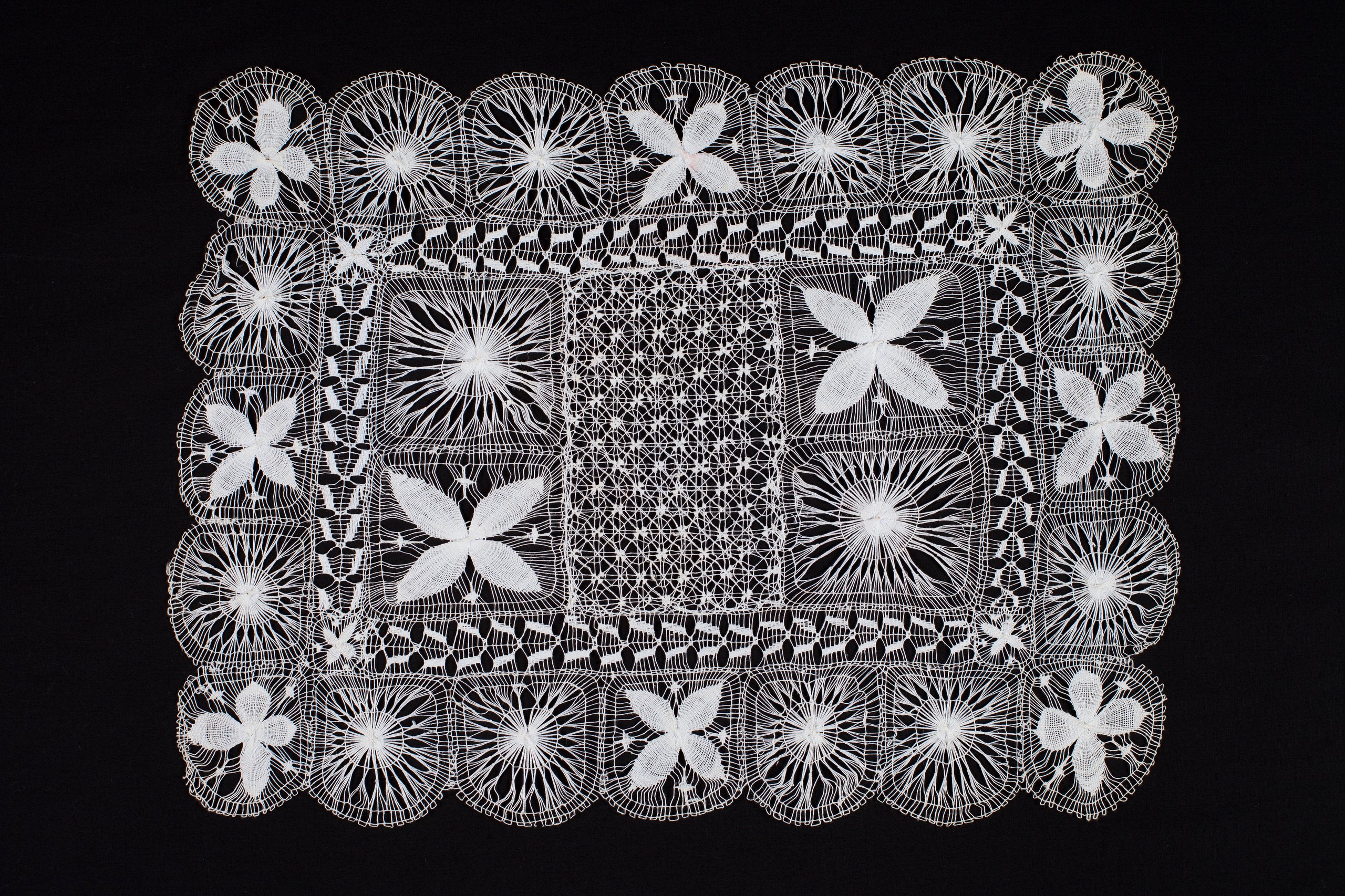 Nanduti (needle-weave) lace mat