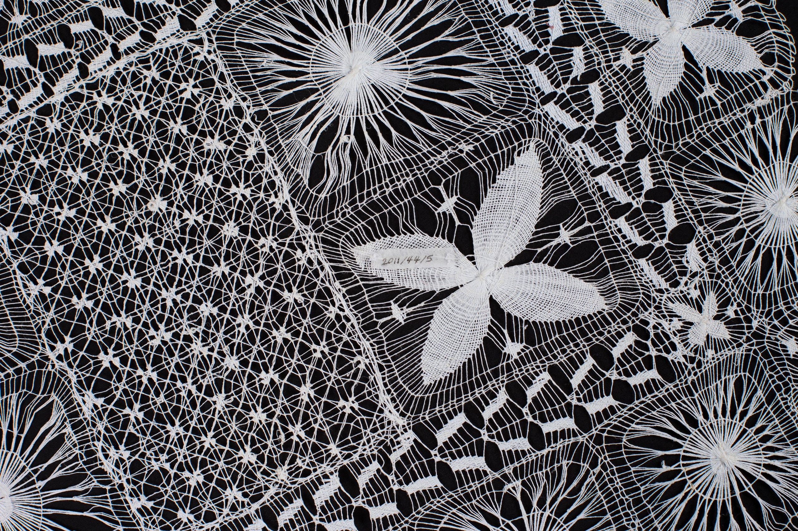 Nanduti (needle-weave) lace mat