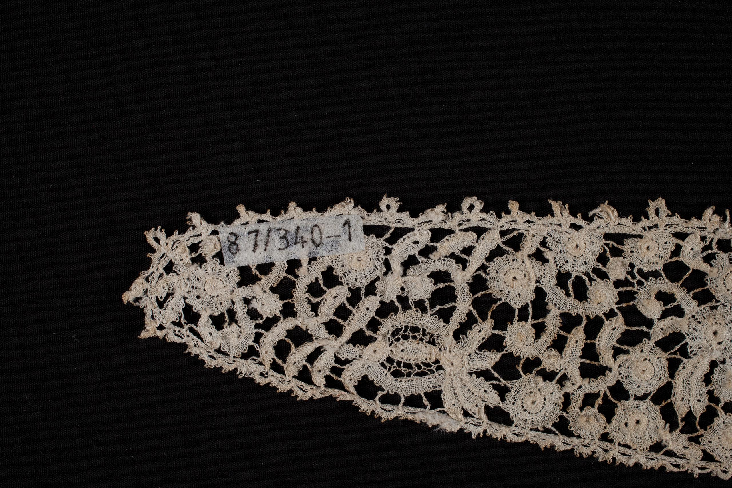 Powerhouse Collection - Rosaline Point lace collar