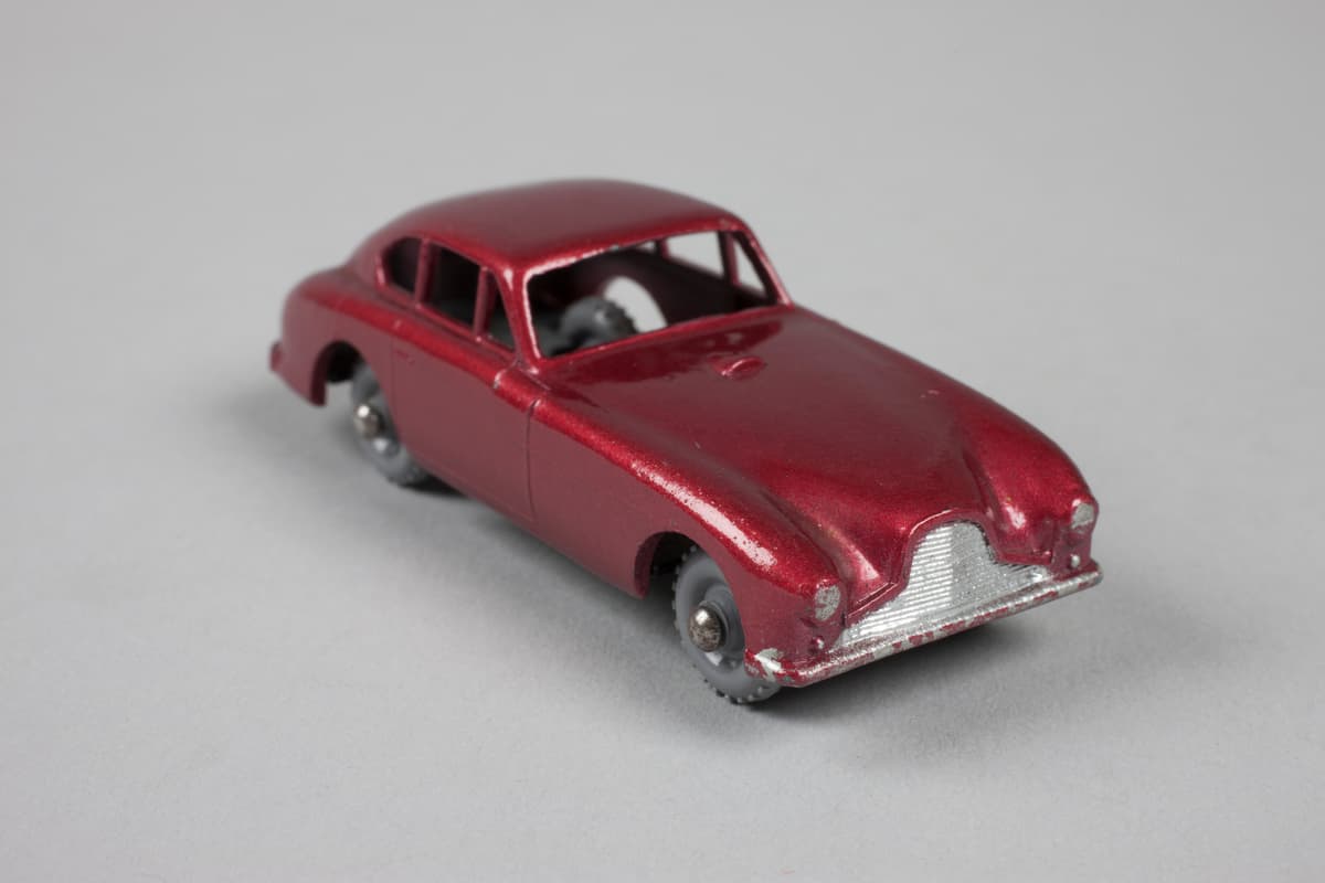MATCHBOX　マッチボックス　アストンマーチン DB2 Powerhouse Collection - Matchbox car 'Aston Martin DB2'