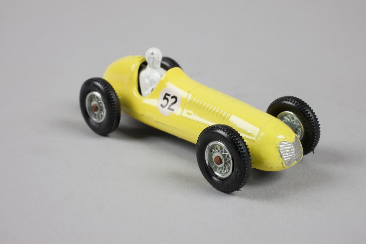 ミニカー MATCHBOX No.52 MASERATI 4CL T Lot 1324 - Matchbox Lesney No.52 Maserati 4CLT 1948,