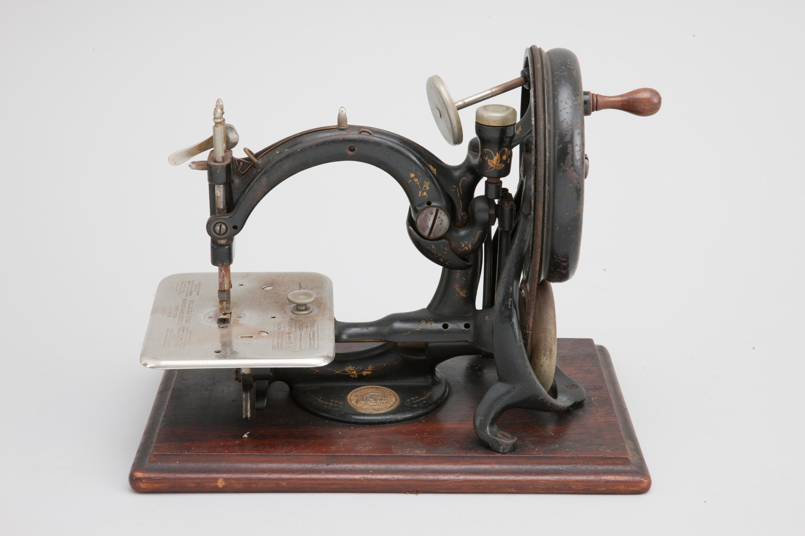 Antique Sewing Machine Wilcox & Gibbs