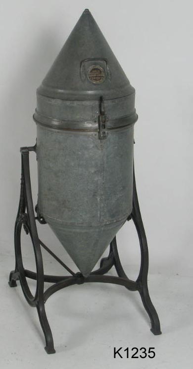 Wolter & Echberg "Compressed Air" manual washing machine, 1879-1889