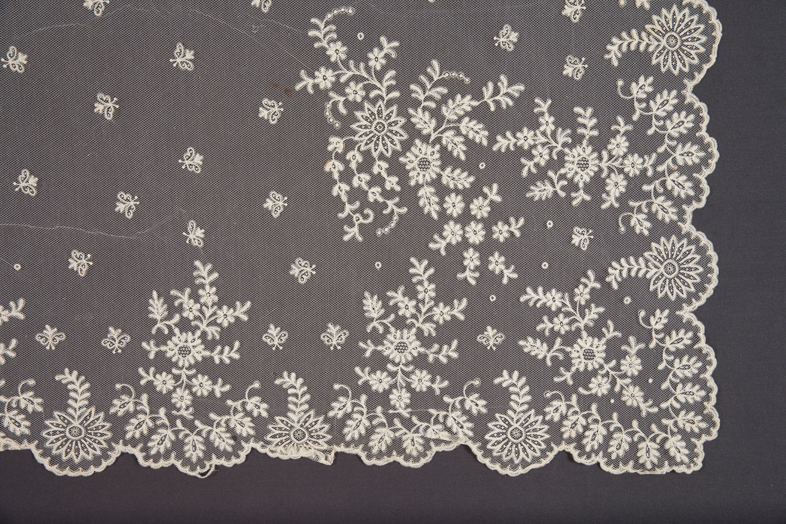 Embroidered cotton wedding veil
