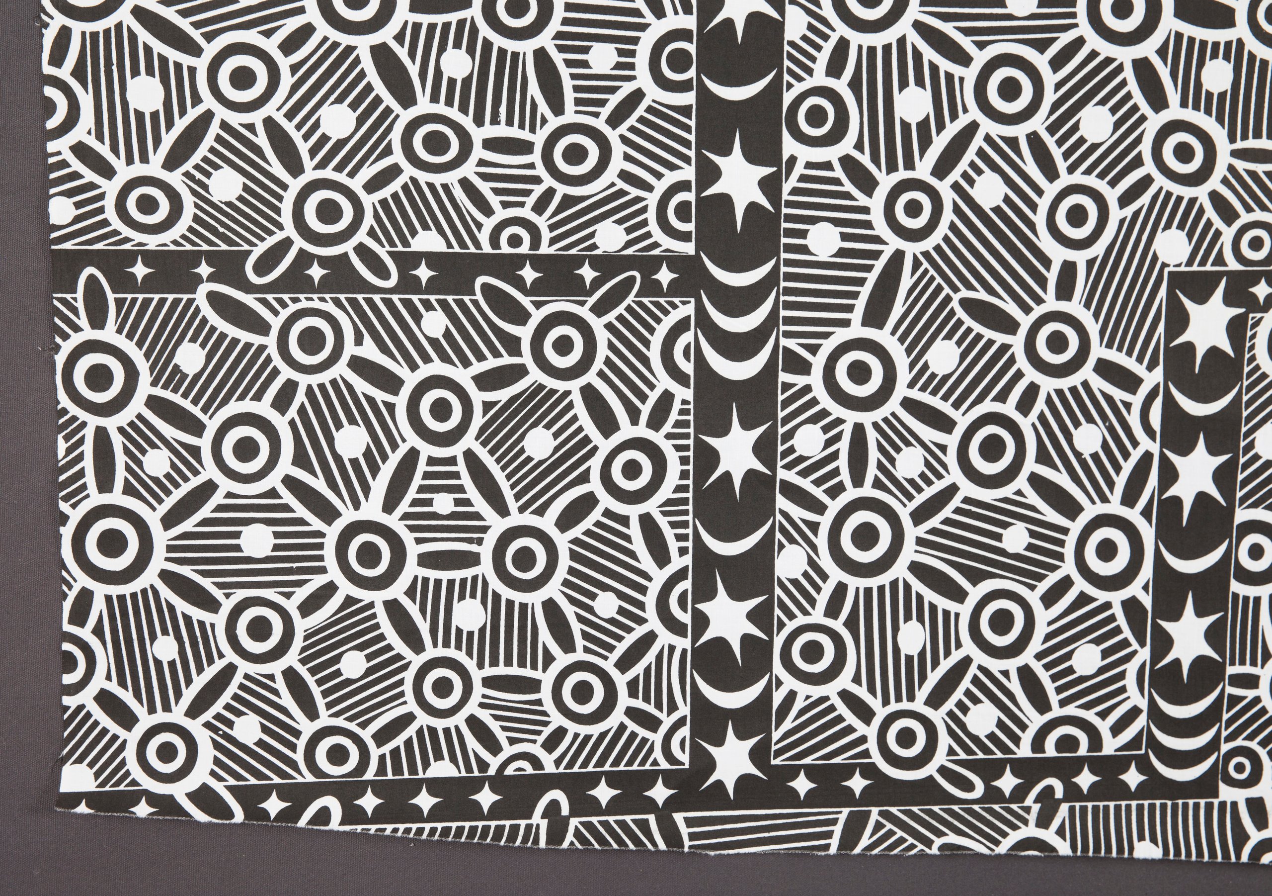Textile length, 'Tapalinga' Tiwi Designs