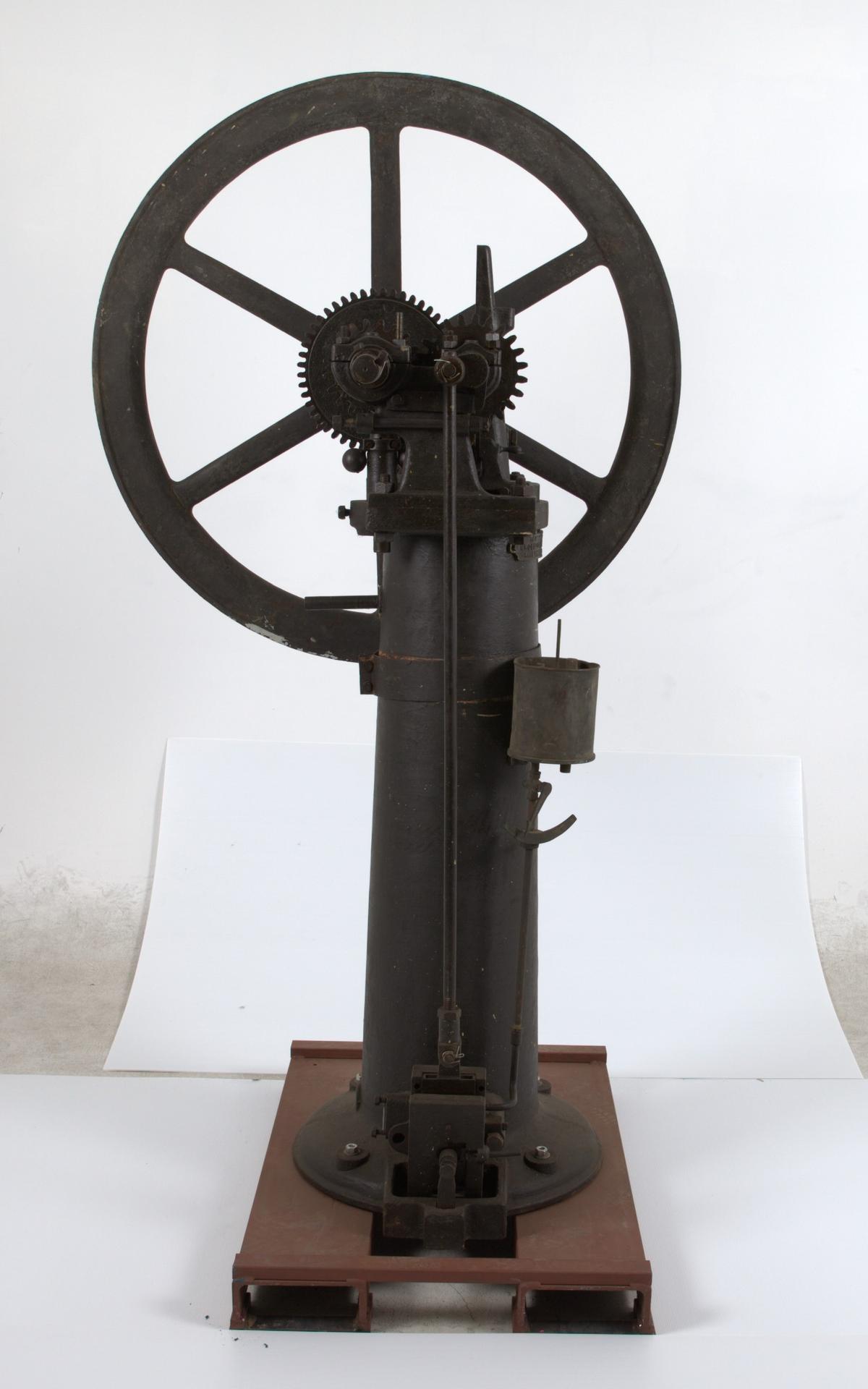 Powerhouse Collection - Otto-Crossley vertical free piston