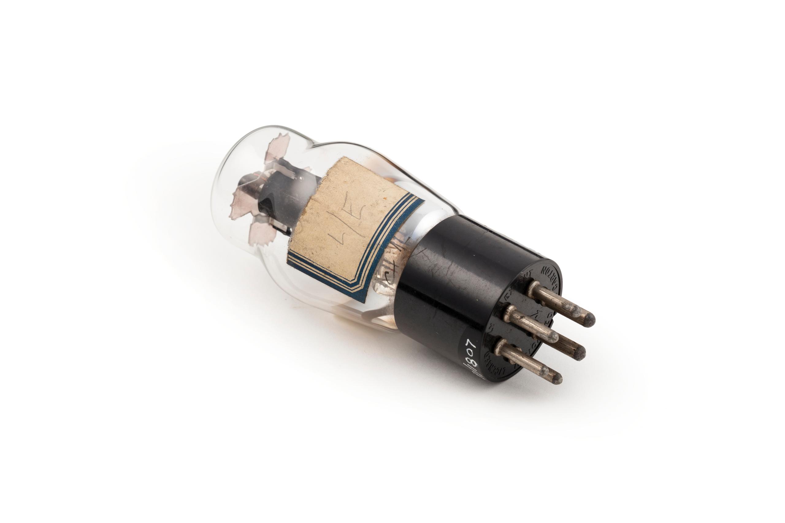 Powerhouse Collection - RCA 'Cunningham Radiotron' type 2A5 electronic valve Powerhouse Collection - RCA 'Cunningham Radiotron' type 2A5 electronic valve