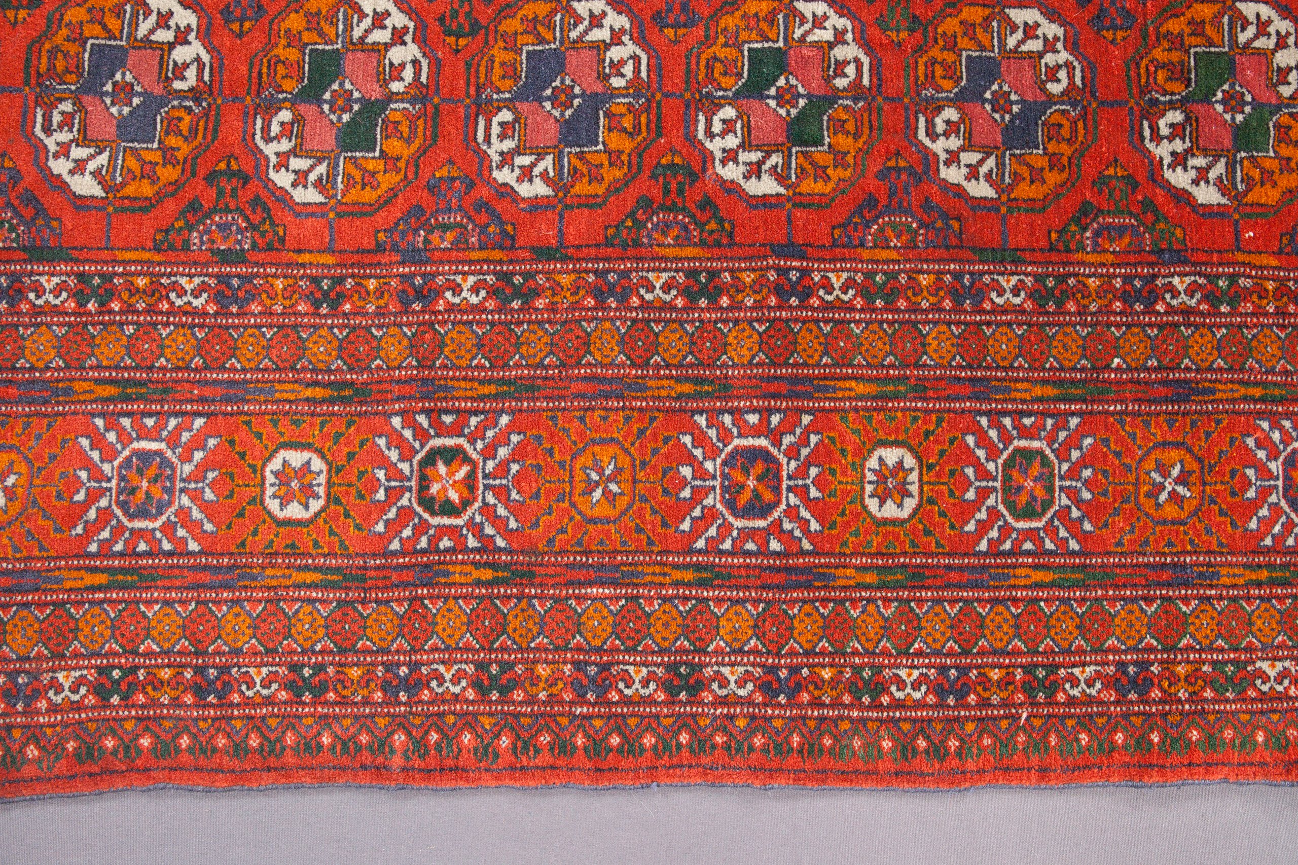 Turkmen design factory-produced carpet, Bukhara
