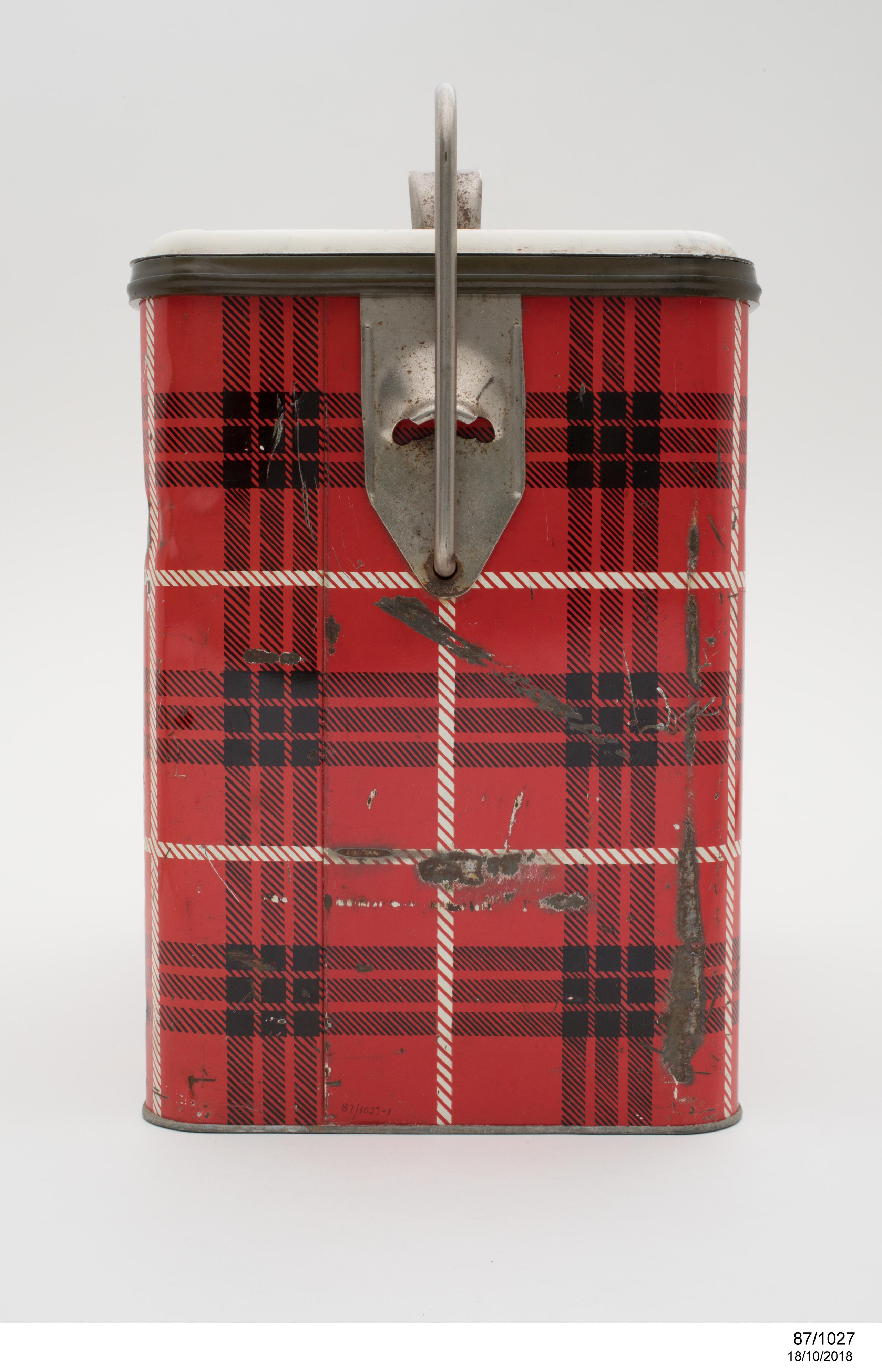 Powerhouse Collection - 'Willow Cooler' esky from Australia Powerhouse Collection - 'Willow Cooler' esky from Australia