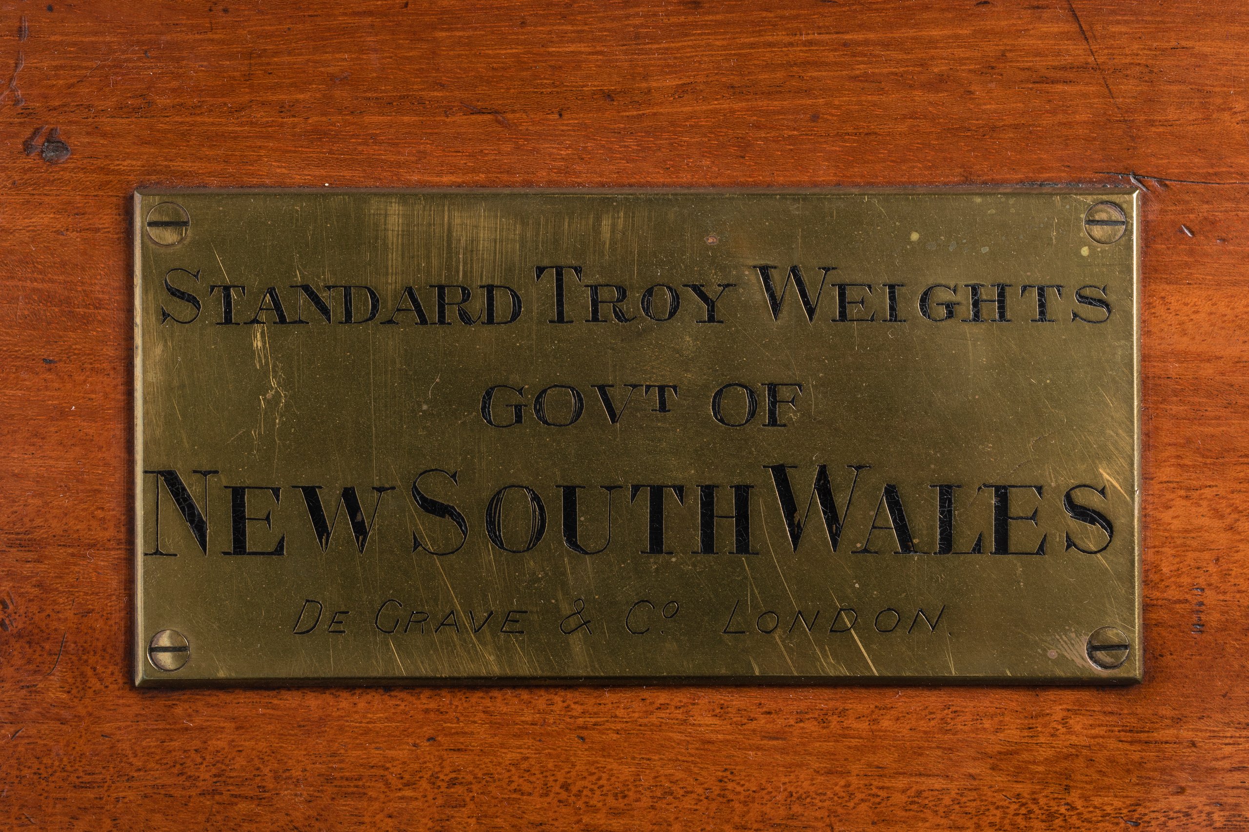 Troy weight standard sets by De Grave and Company used by the Government of New South Wales