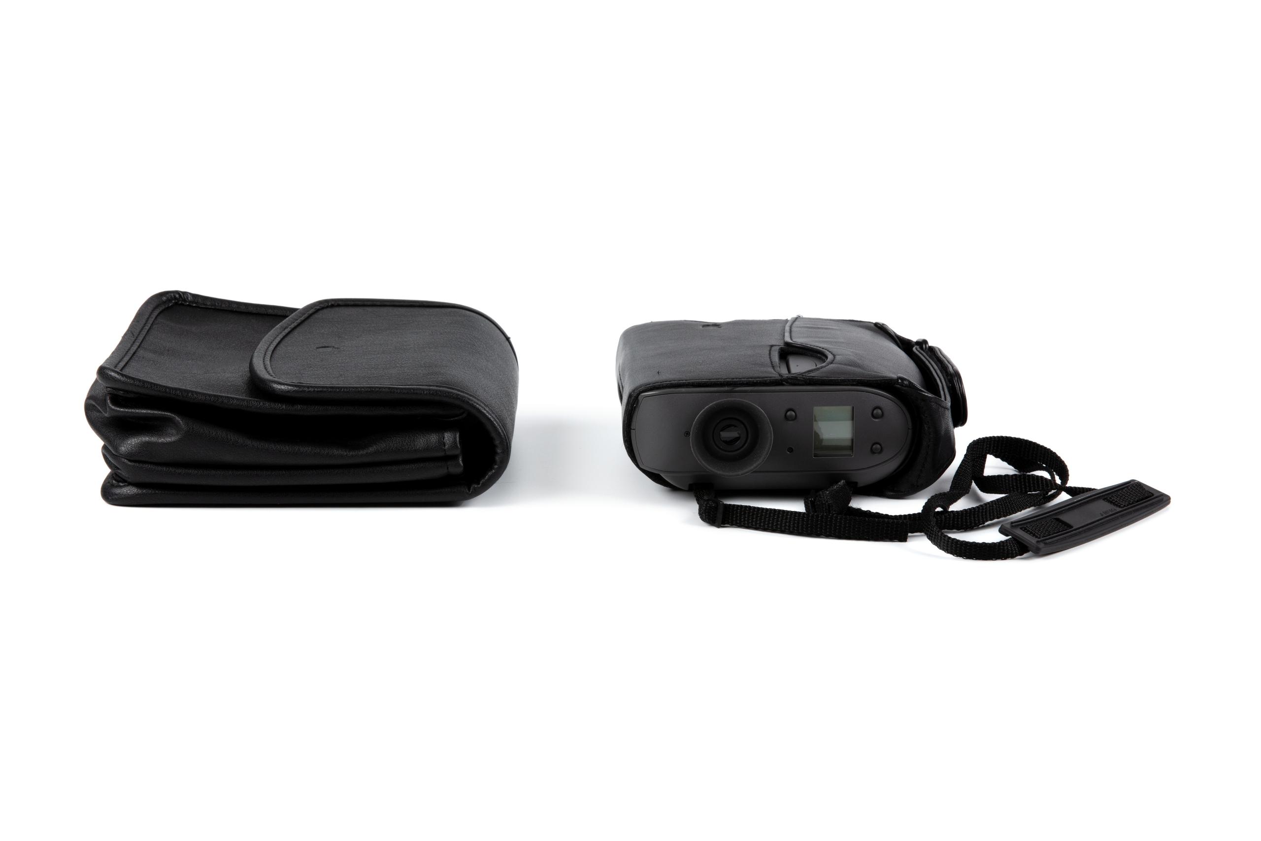 Apple QuickTake 100 デジタルカメラ Apple QuickTake 100 – the first digital camera under $1,000 – is