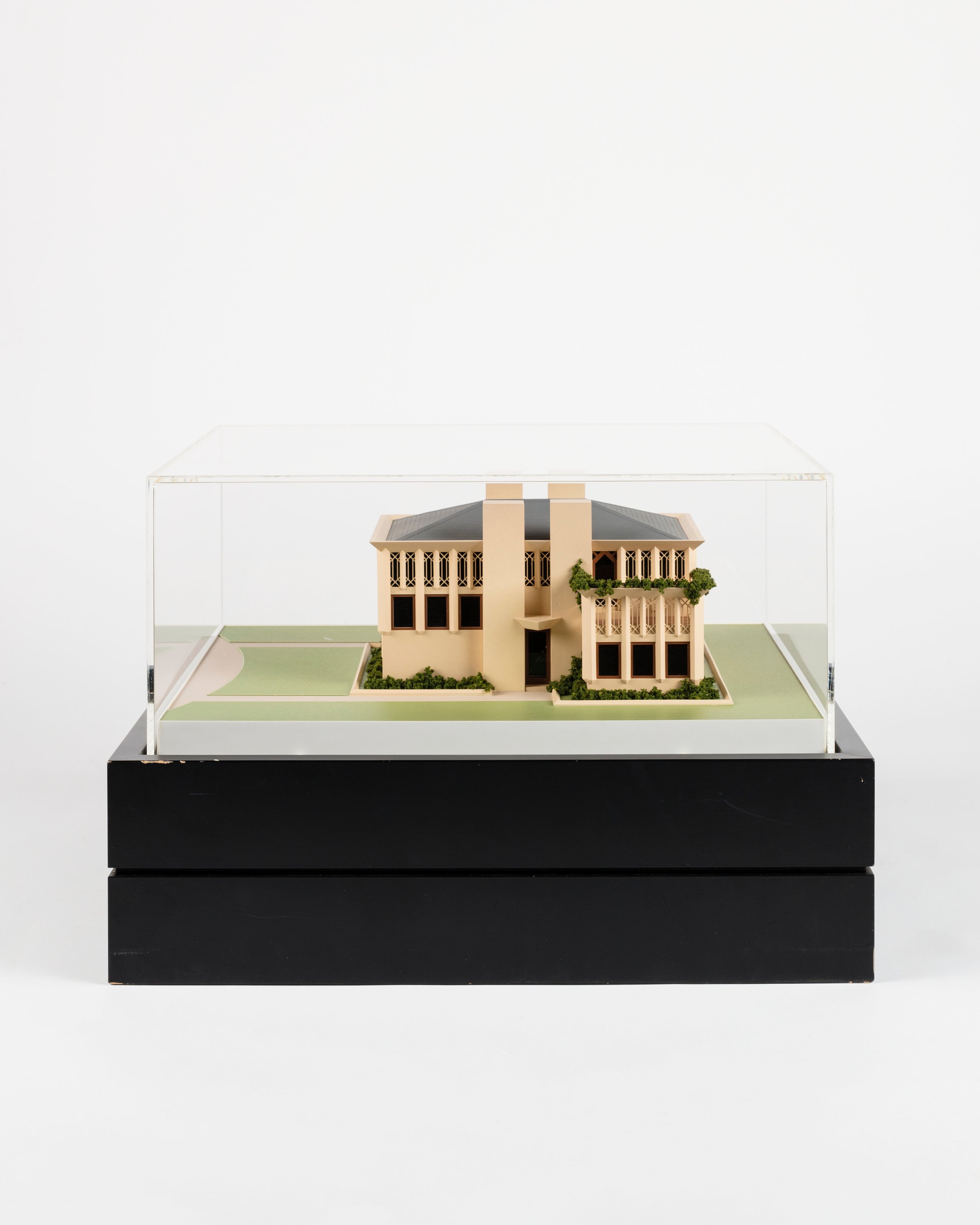 'Own House' architectural model designed by Marion Mahony and Walter Burley Griffin