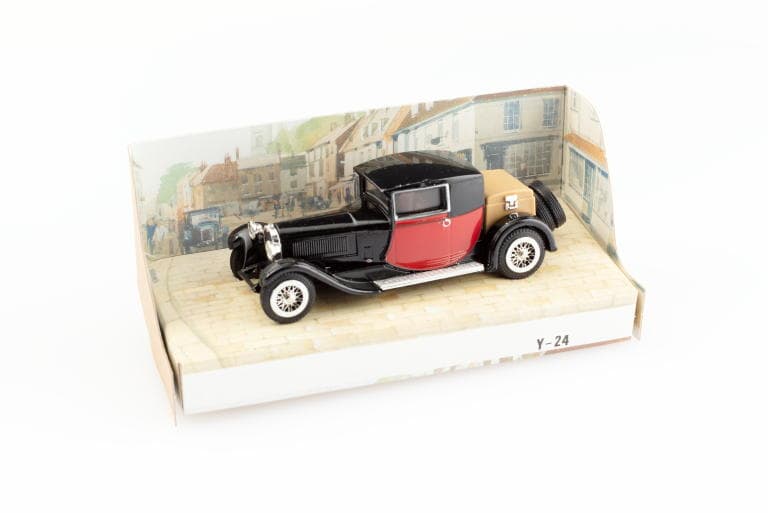Powerhouse Collection - Matchbox '1927 Bugatti T44 Y-24' toy car, 1990