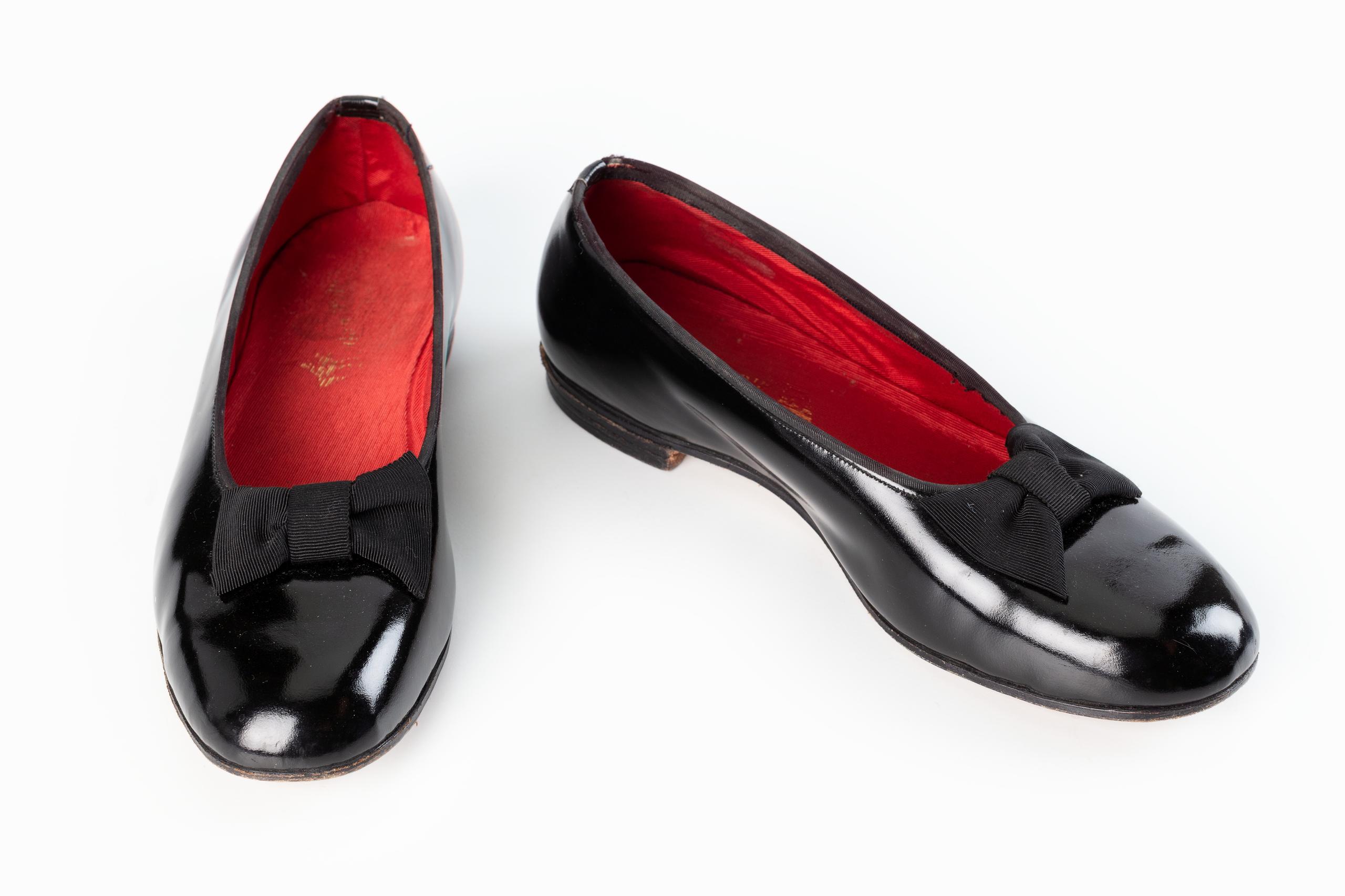 Powerhouse Collection - ⁨Pair of mens shoes made by Alan  display picture 1