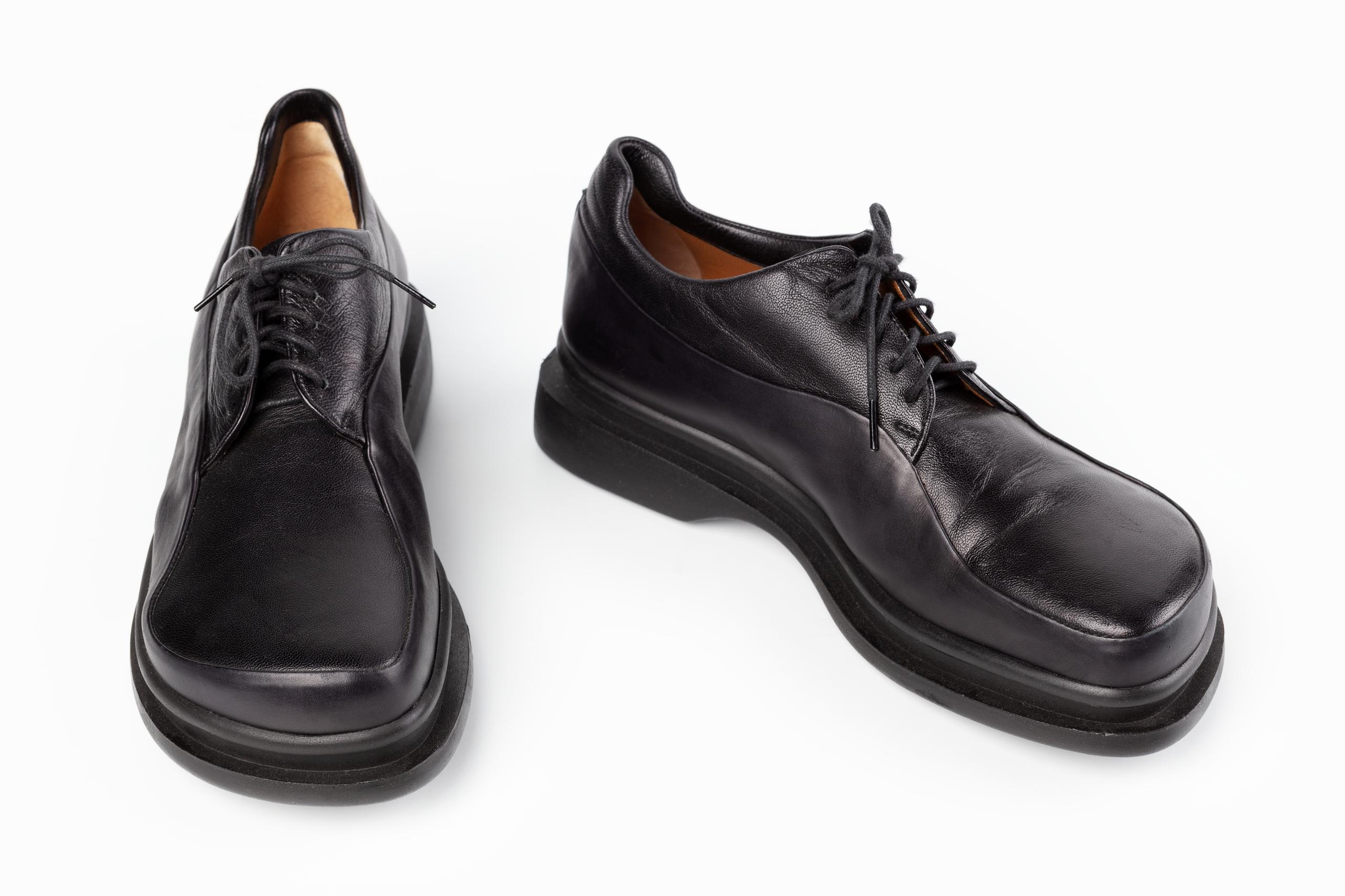 Powerhouse Collection - ⁨Pair of mens shoes by Issey Miyake⁩, c. 1995