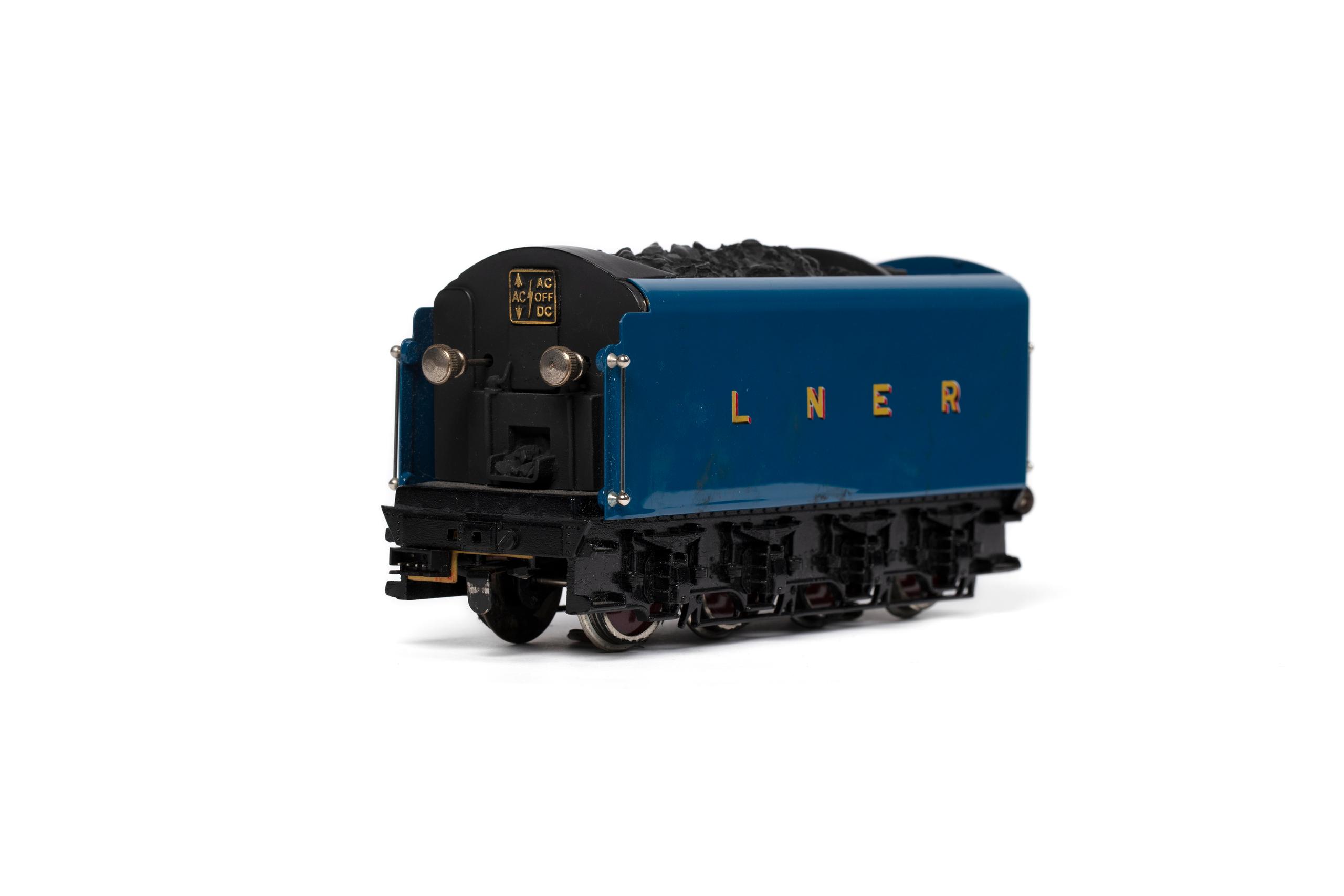 Powerhouse Collection - Model steam locomotive tender for