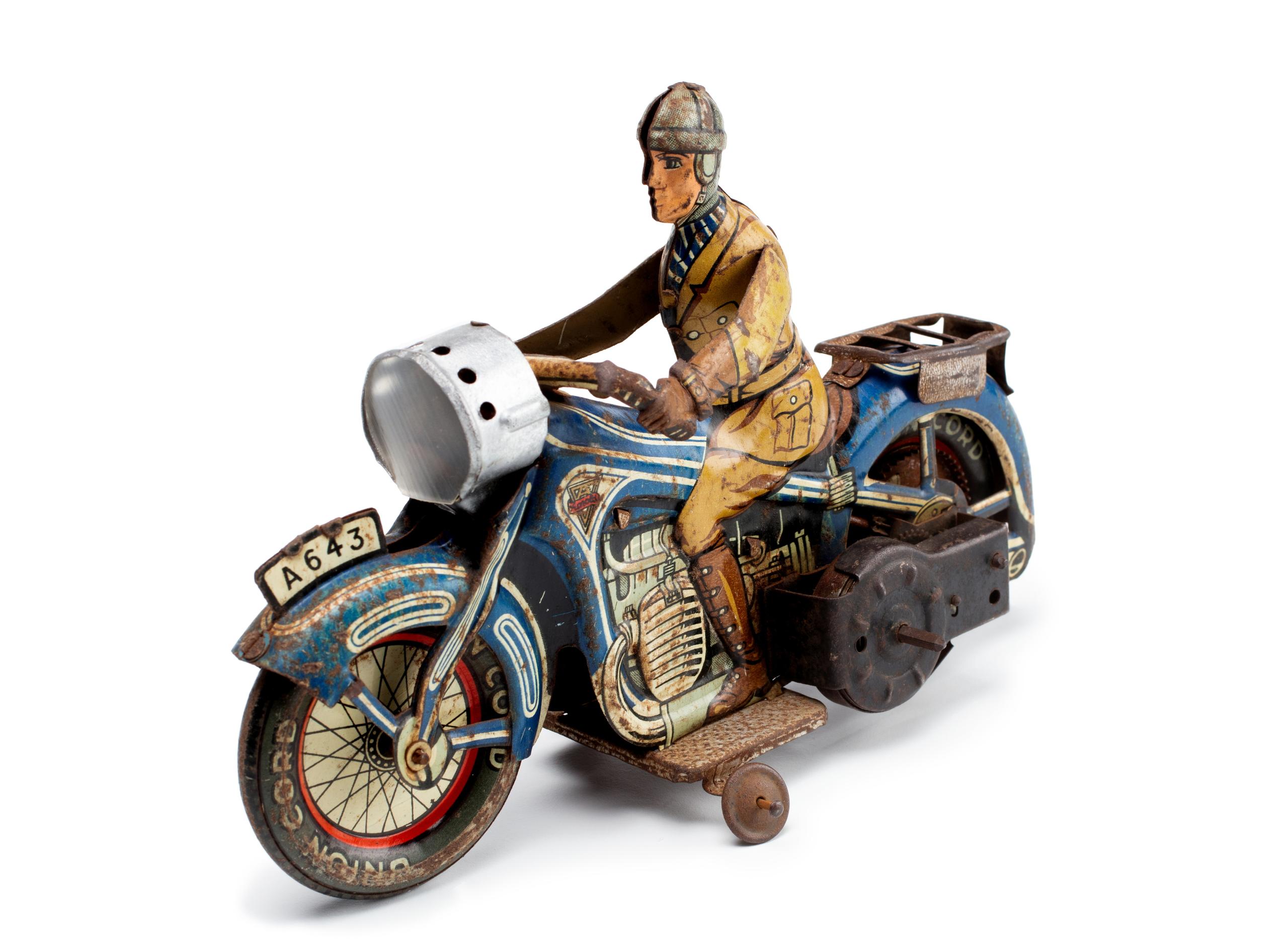 アンティーク　Pirkenhammer ピルケンハンマー　マドンナと子供　ドイツ Powerhouse Collection - Toy motorcycle by K Arnold & Co, 1950