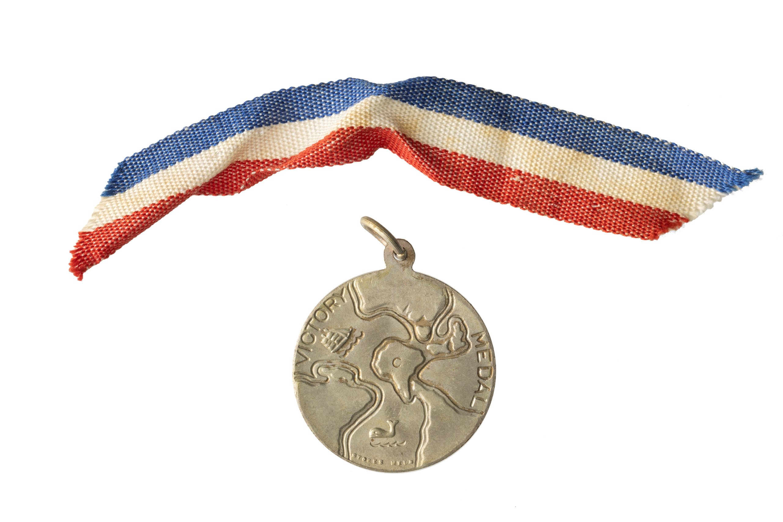 School Childrens Victory medal commemorating the end of WW II in Europe