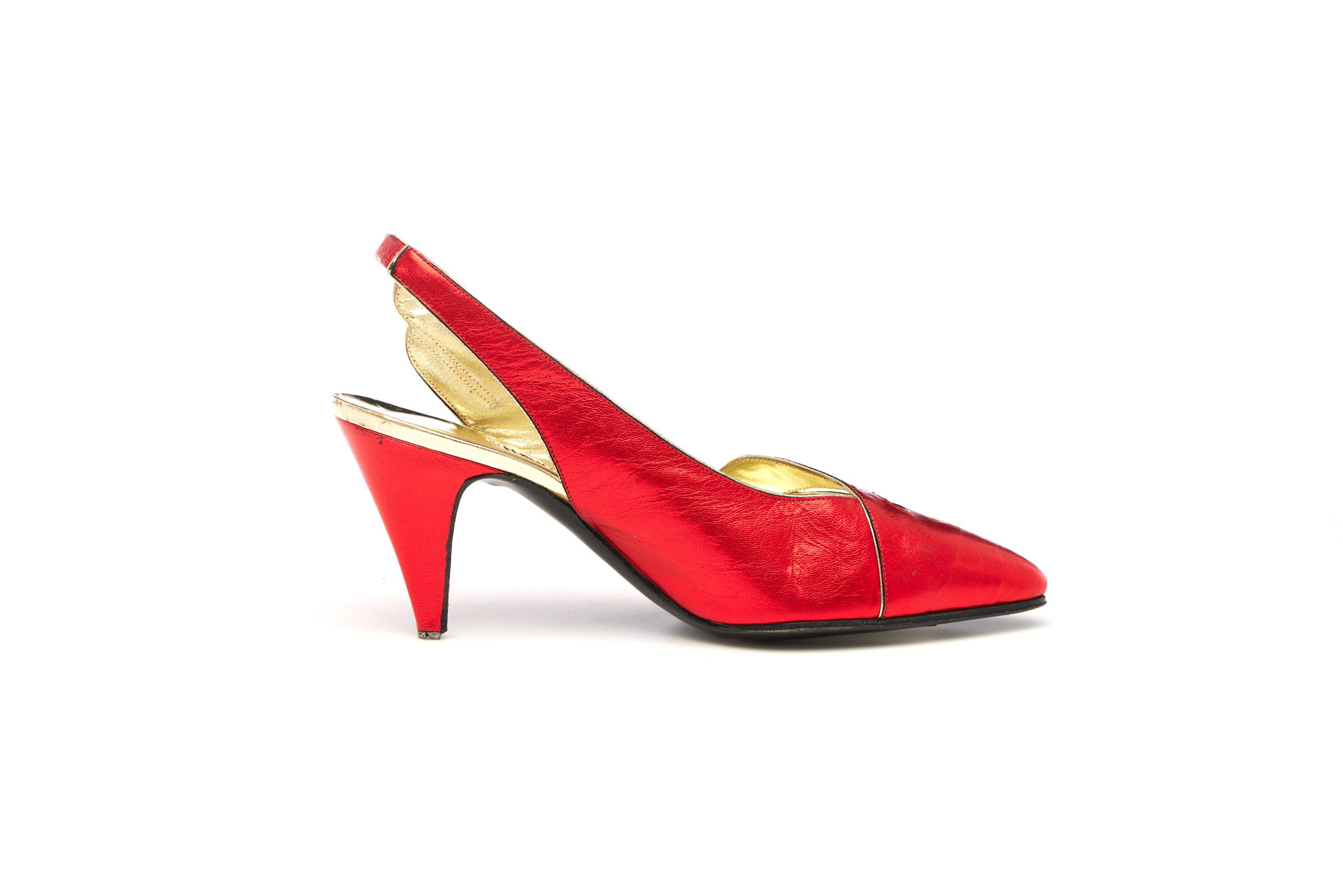 Powerhouse Collection - 'Swan' shoe by Tokio Kumagai, 1983