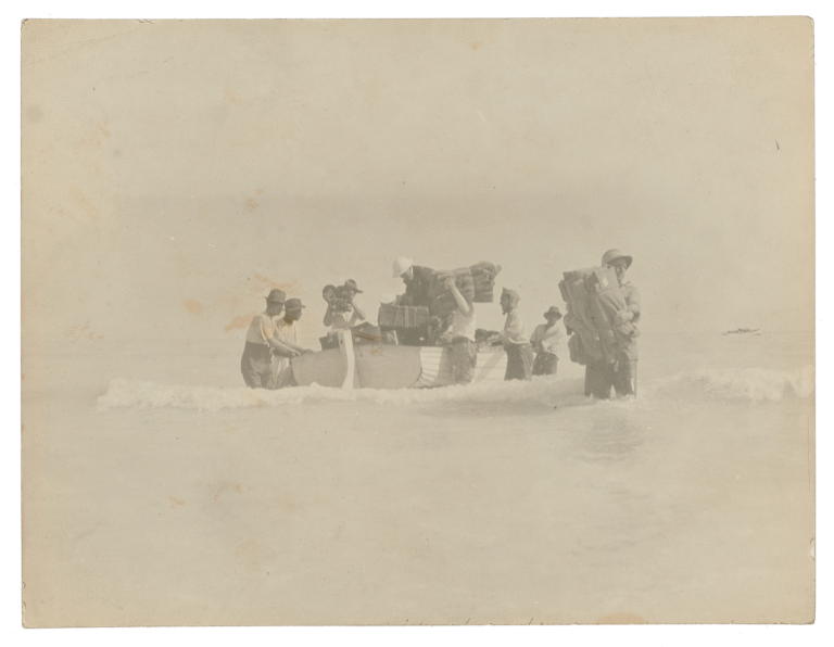 Photograph of Wallal eclipse expedition unloading boat