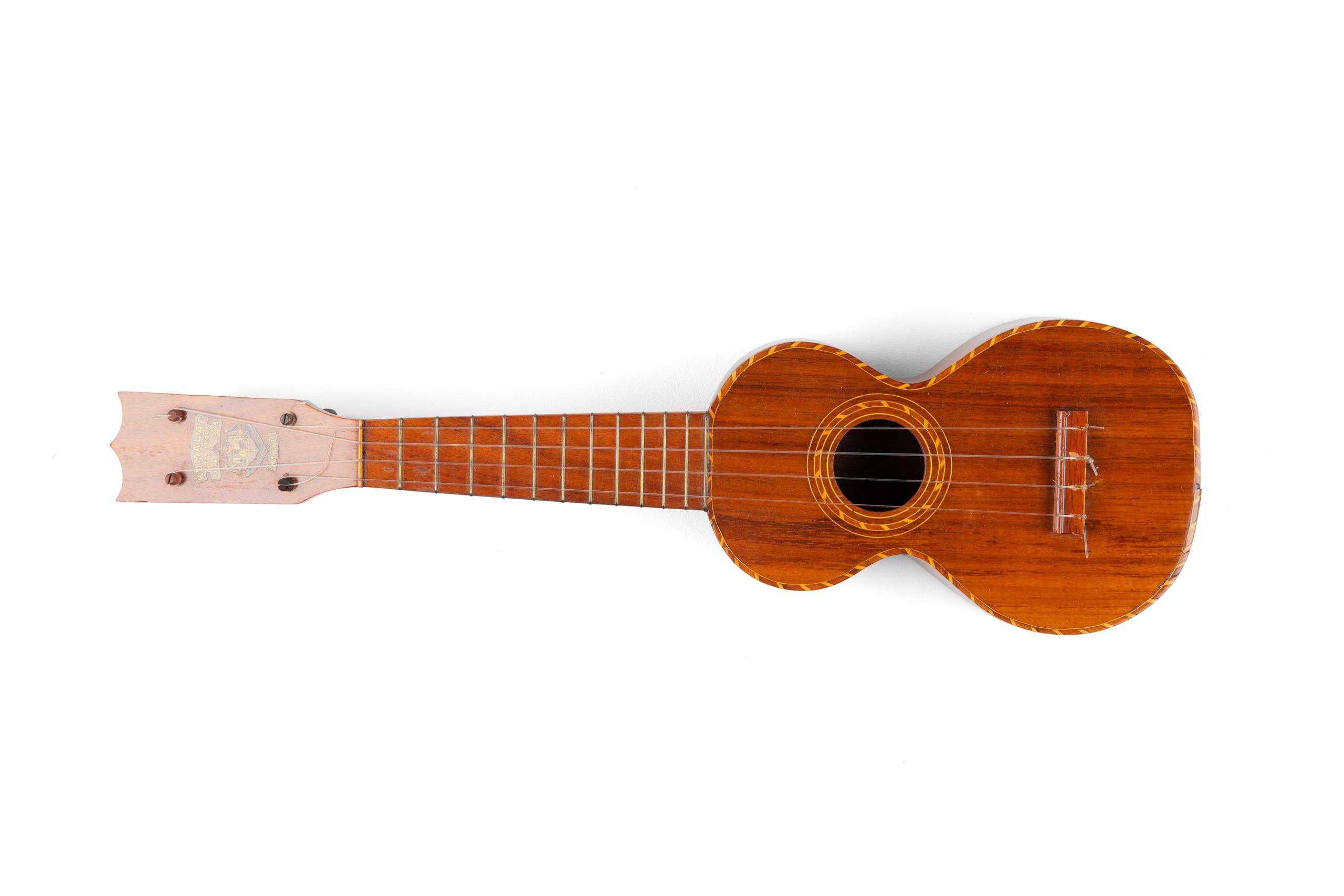 Hawaiian 'Kumalae' Ukulele with case