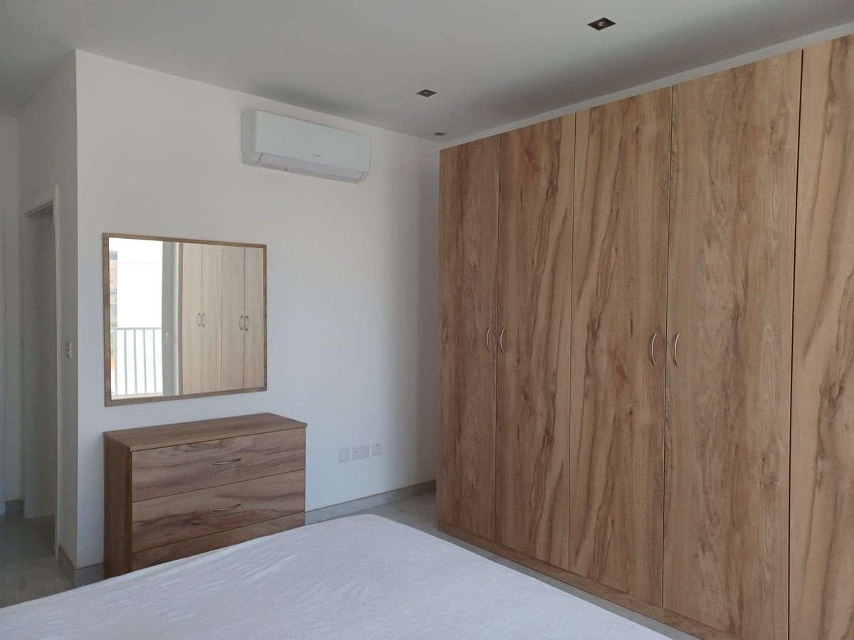 3 Bedroom Apartment for Long Let in Santa Venera - €1,600/month photo 6