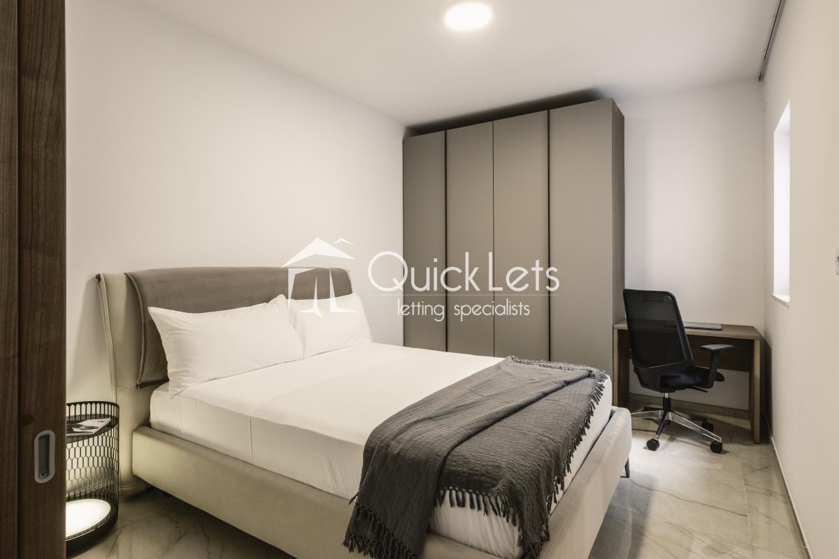 3 Bedroom Ensuite Apartment for Long Let in San Ġwann - €2,500/month photo 2