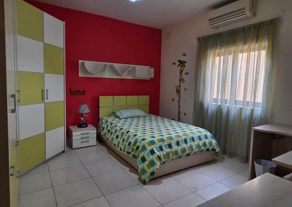 3 Bedroom Terraced House for Long Let in Għaxaq - €2,000/month photo 5