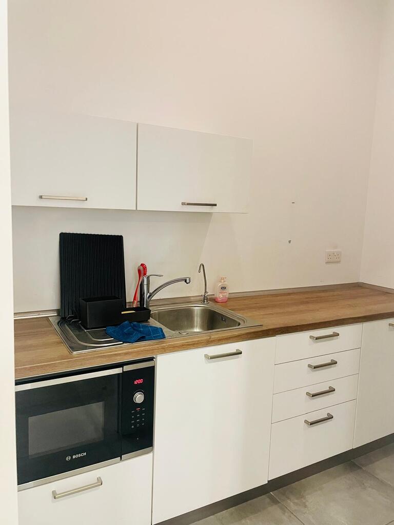 Shop for Long Let in Sliema - €3,450/month photo 7