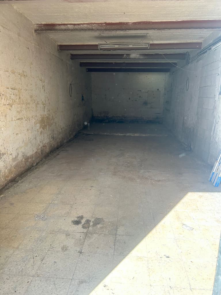 Garage for Long Let in Mrieħel - €600/month