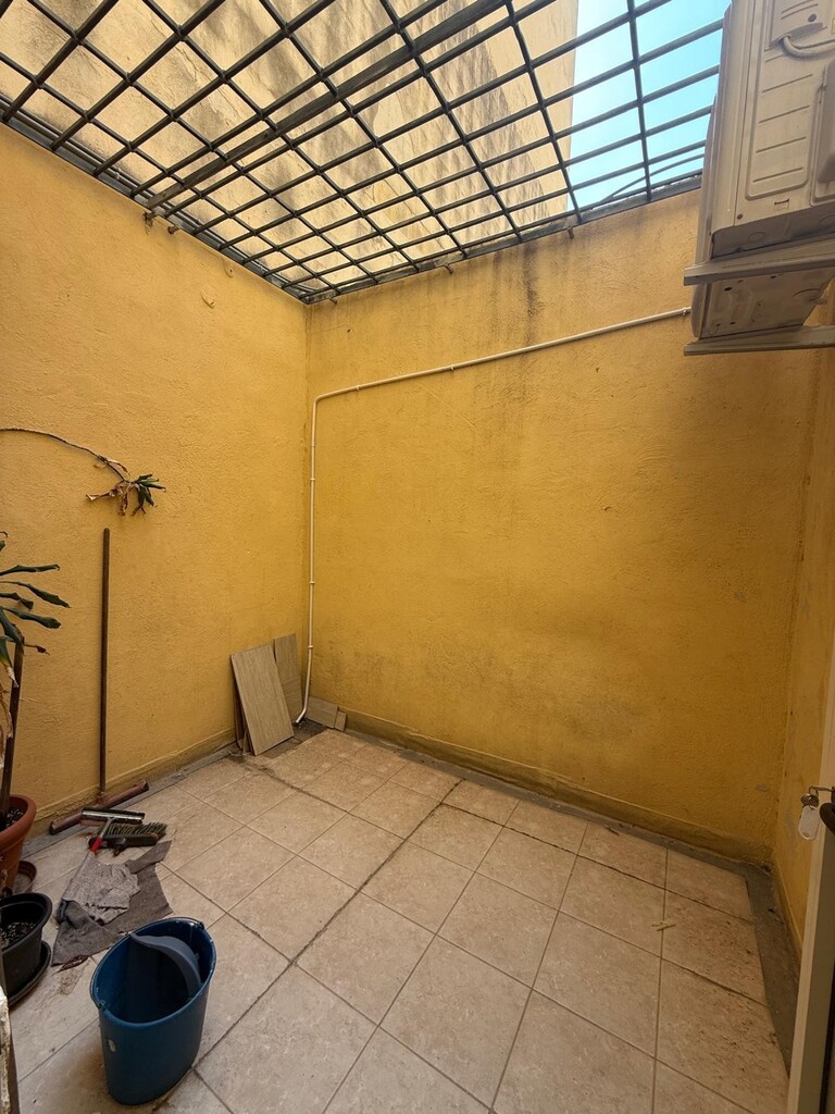 Office for Long Let in Balzan - €4,500/month photo 10