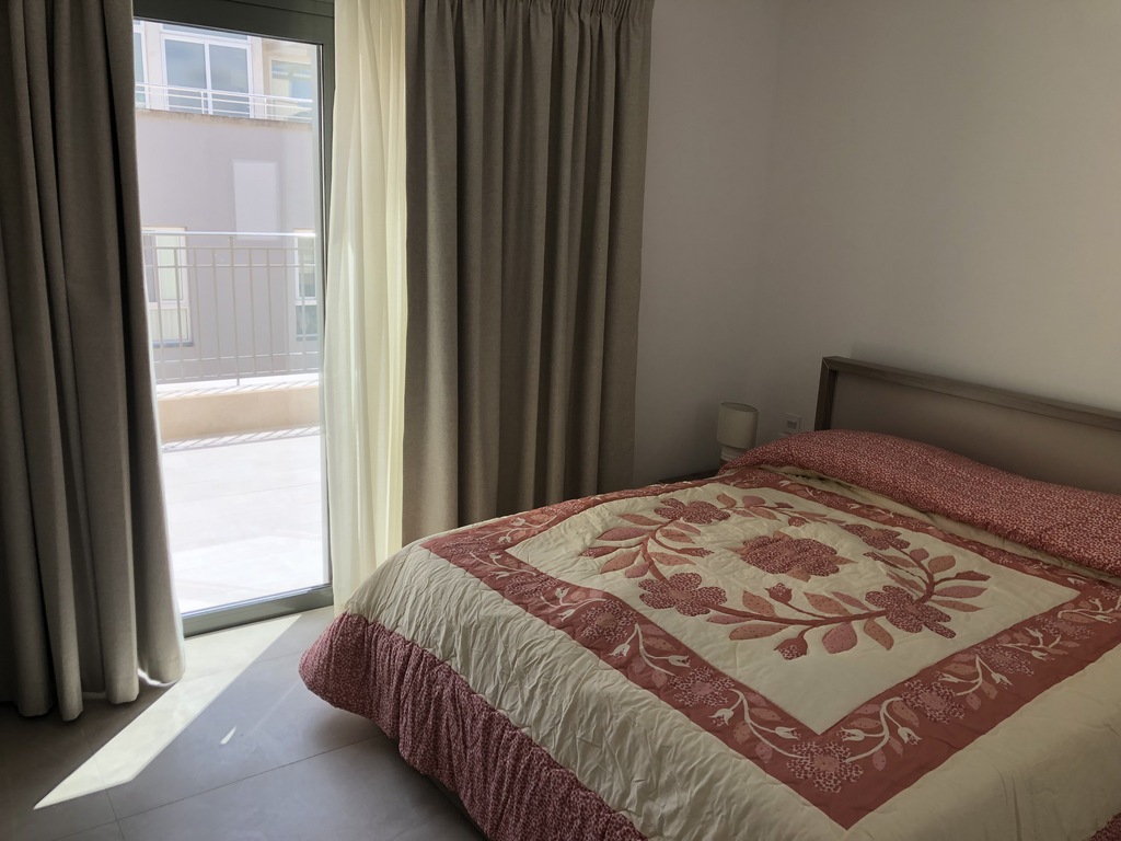2 Bedroom Apartment for Long Let in St. Julian's - €2,700/month photo 8
