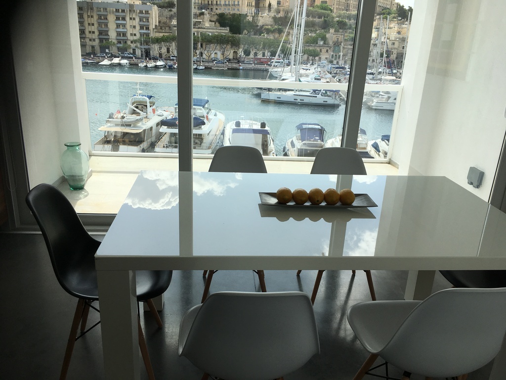 3 Bedroom Apartment for Long Let in Ta' Xbiex - €4,000/month photo 3