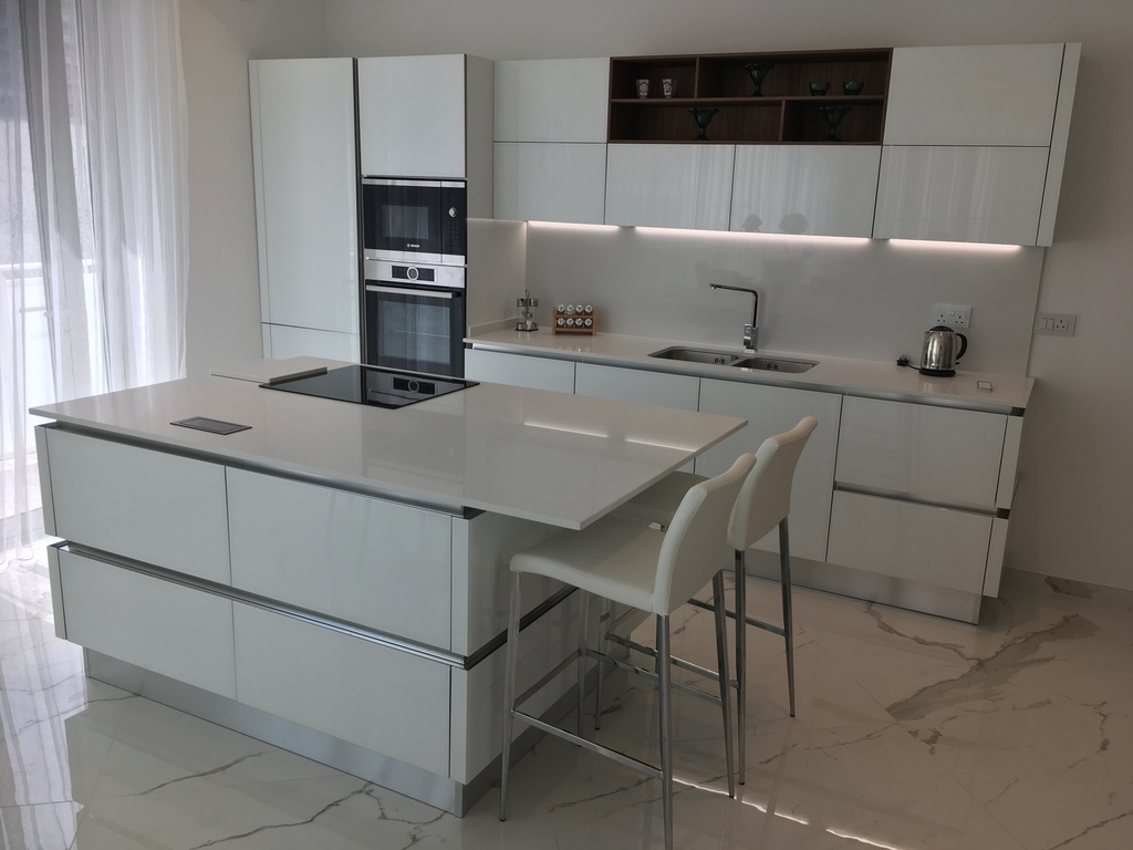 1 Bedroom Ensuite Apartment for Long Let in Sliema - €2,500/month photo 24