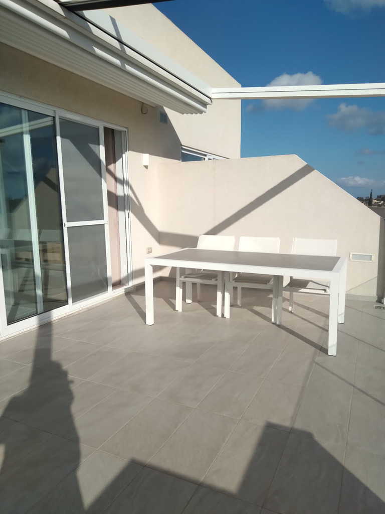2 Bedroom Penthouse for Long Let in Għargħur - €2,800/month photo 2