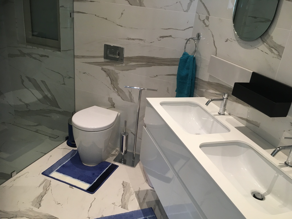 1 Bedroom Ensuite Apartment for Long Let in Sliema - €2,500/month photo 28