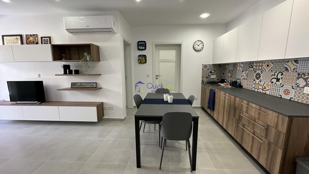 2 Bedroom Ensuite Apartment for Long Let in Marsaskala - €1,300/month photo 10